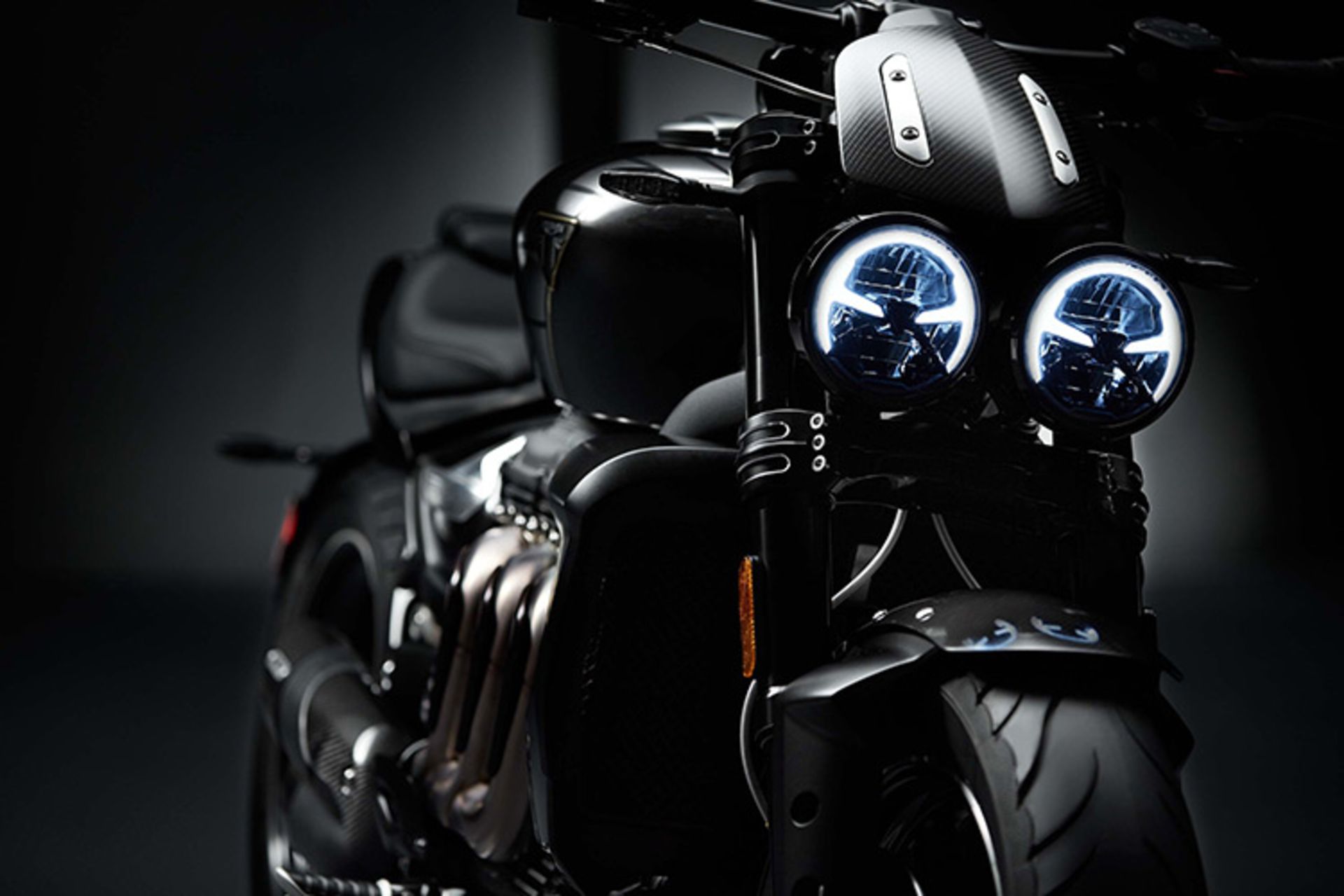 موتورسیکلت تریومف راکت ۳ TFC