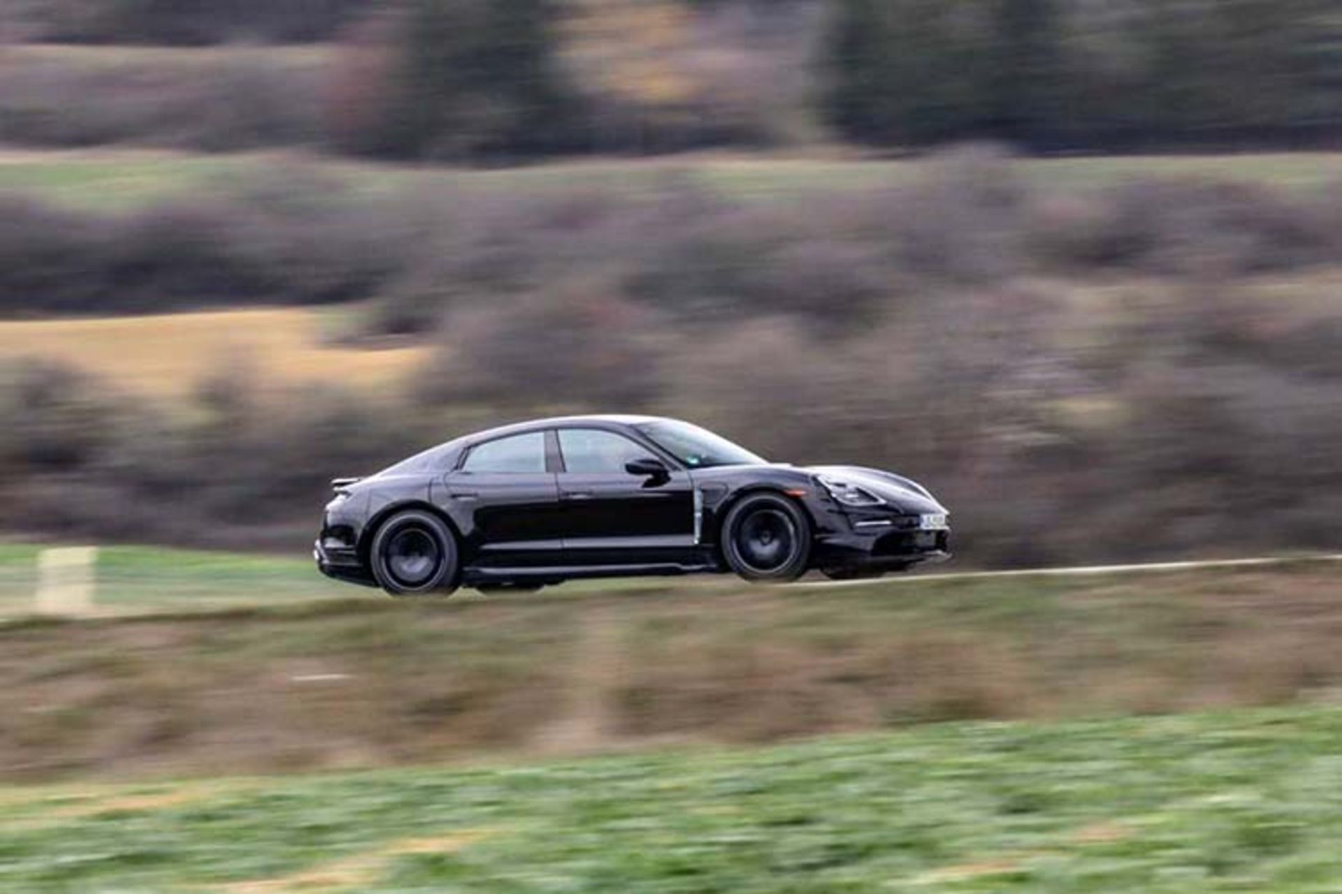 Porsche Taycan / پورشه تایکان