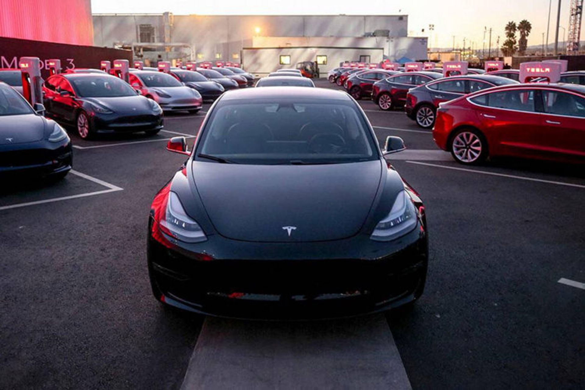 Tesla Model 3 / تسلا مدل 3