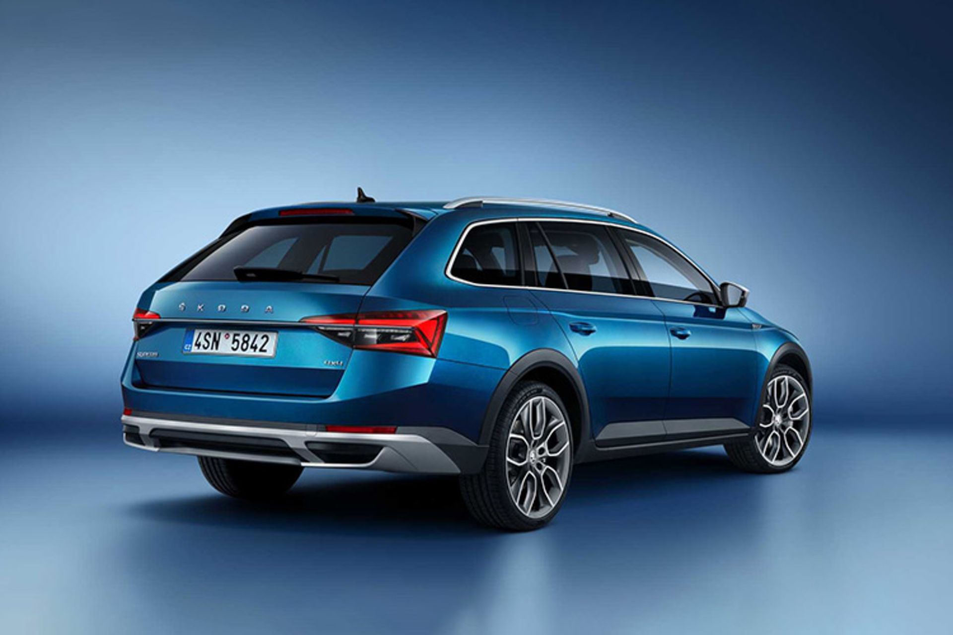 اشکودا سوپرب اسکات