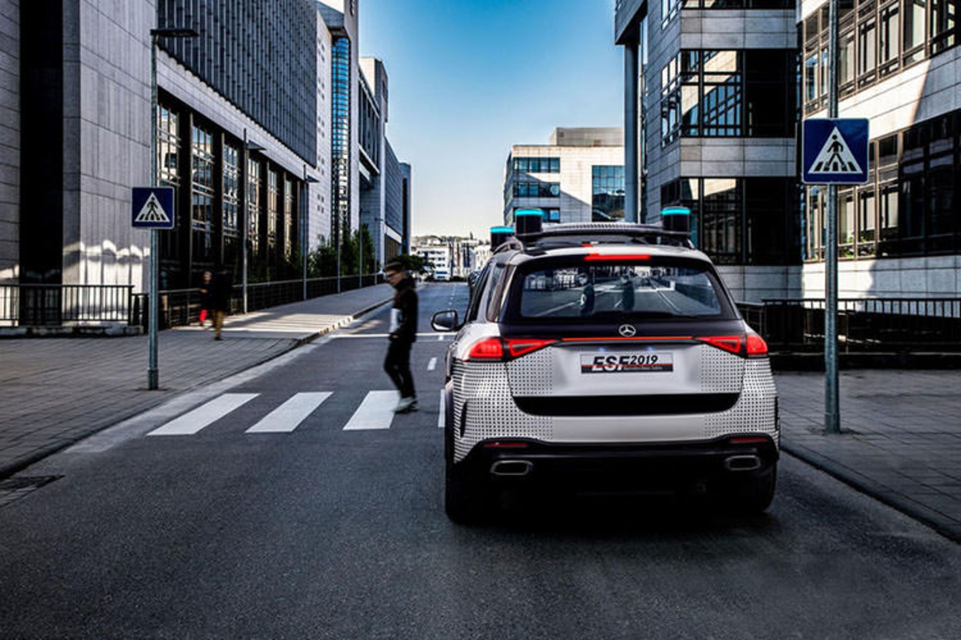 Mercedes-Benz GLE ESF 2019 / مرسدس بنز