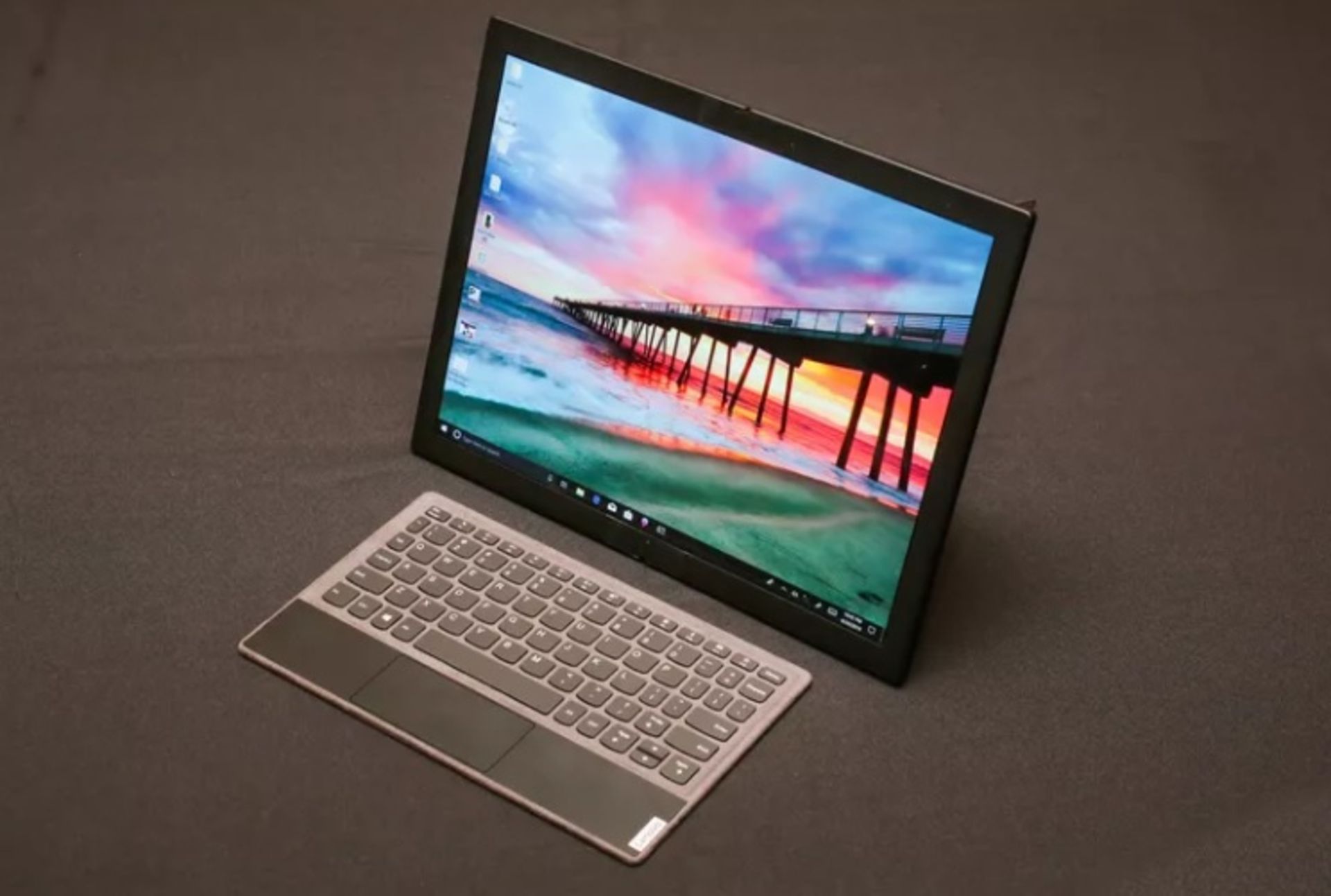 پی‌سی تاشدنی ThinkPad X1