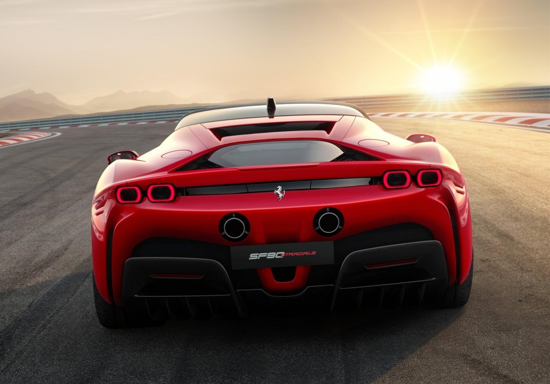 Ferrari SF90