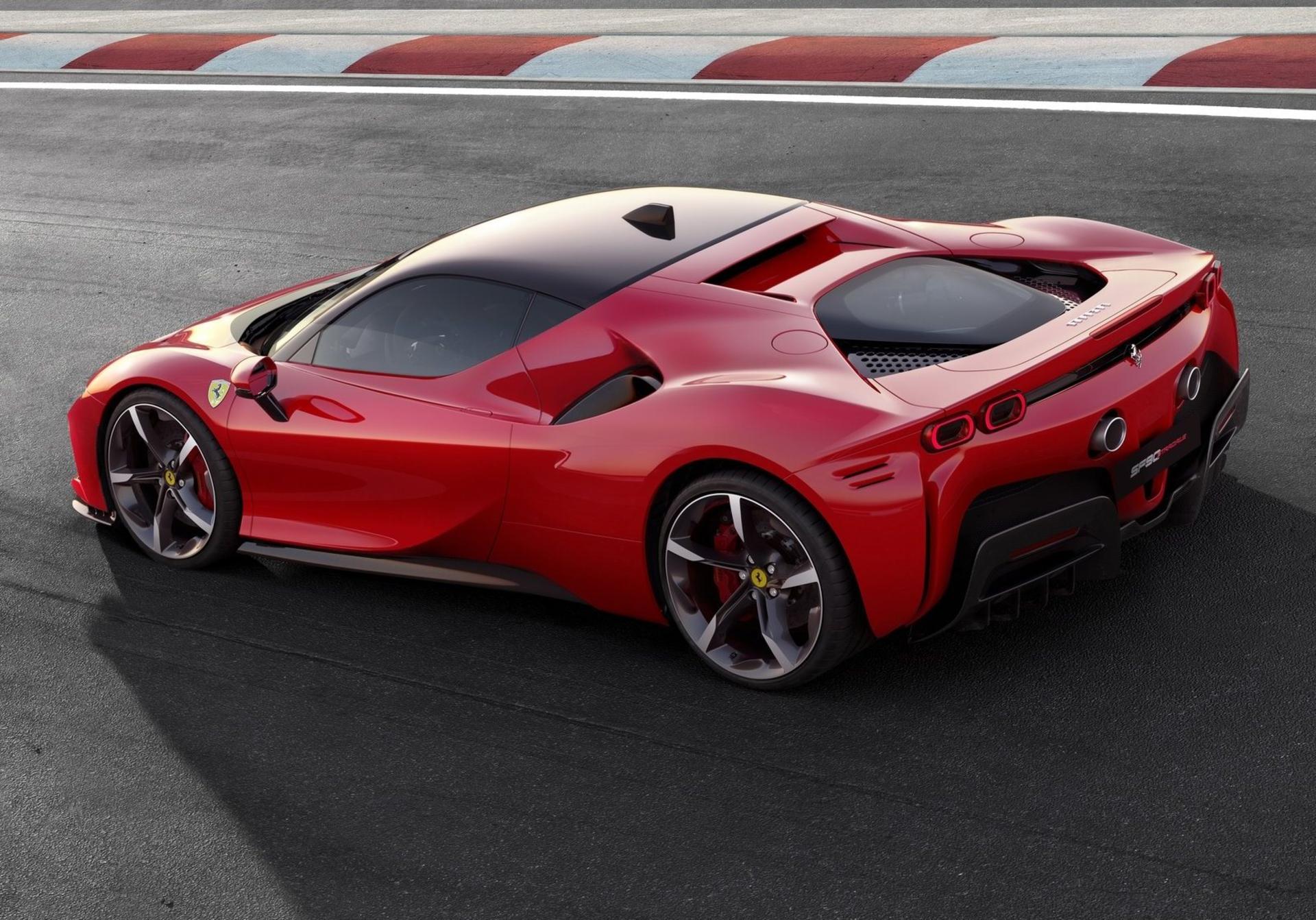 Ferrari SF90
