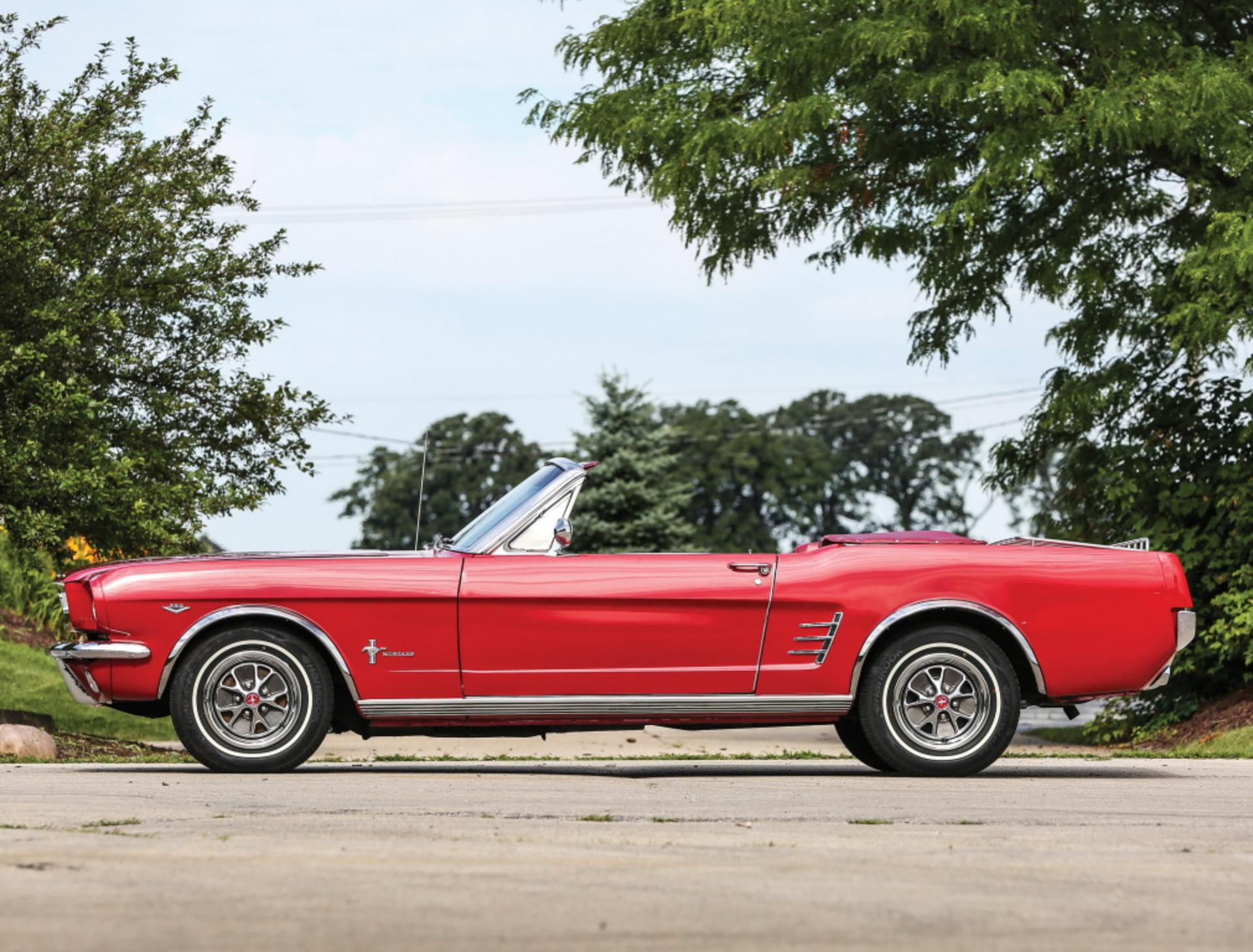 Ford Mustang 1964