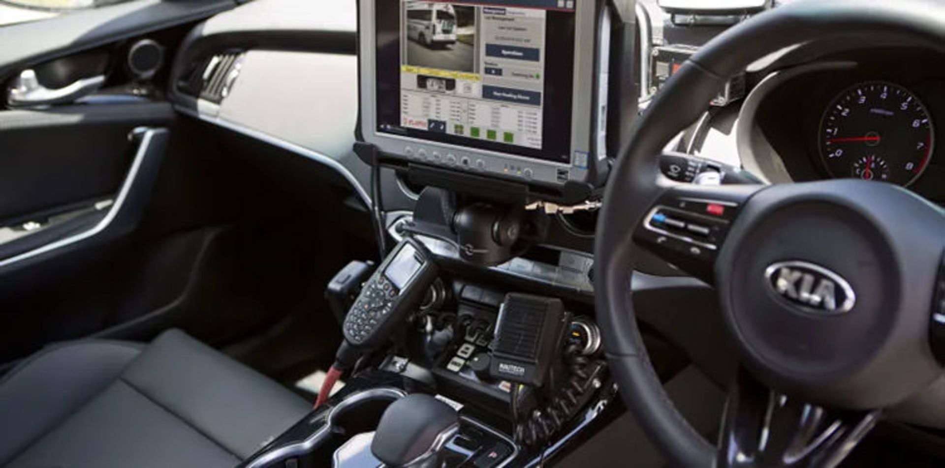 کابین کیا استینگر / kia stinger