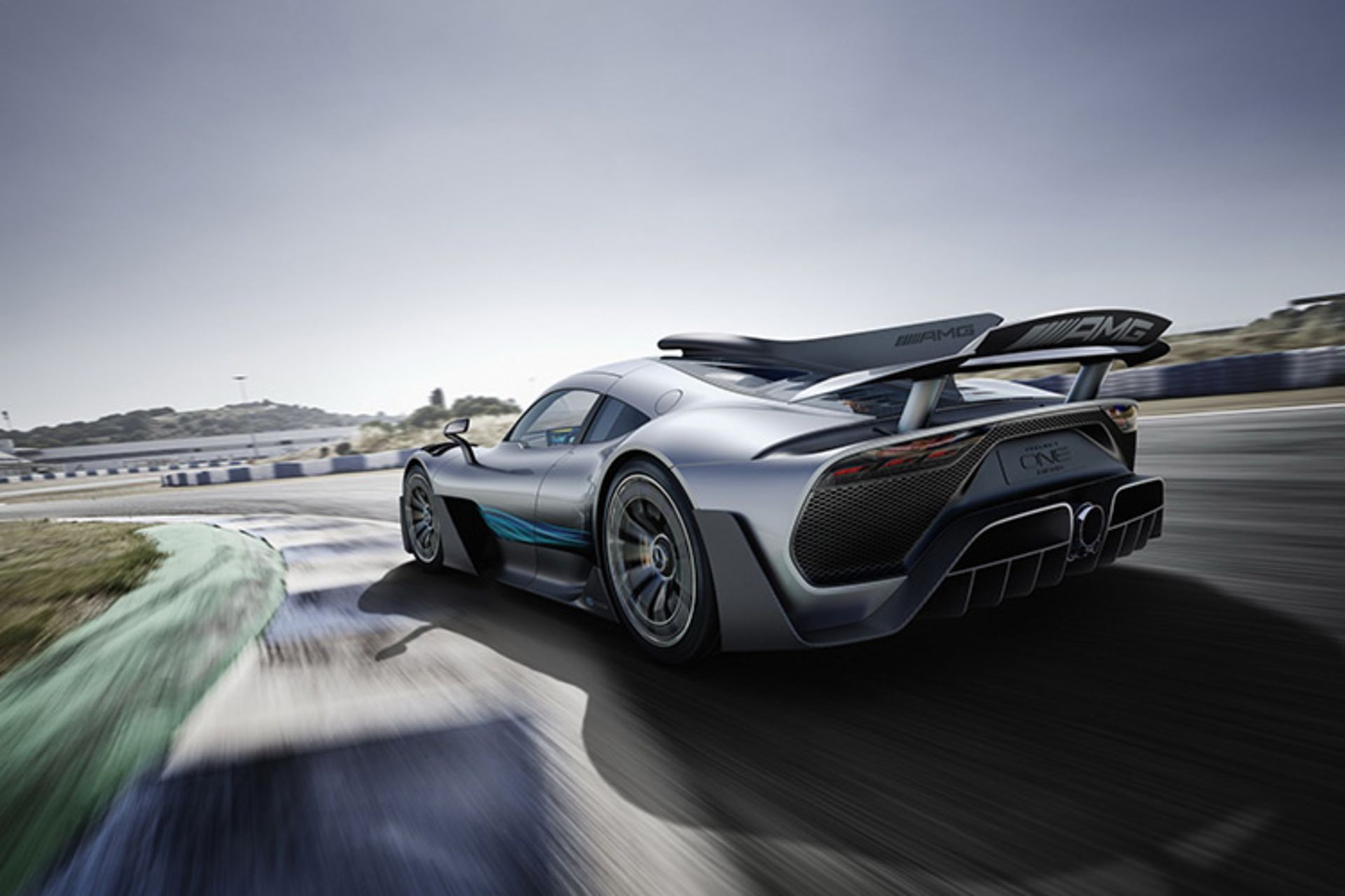 مرسدس بنز AMG One