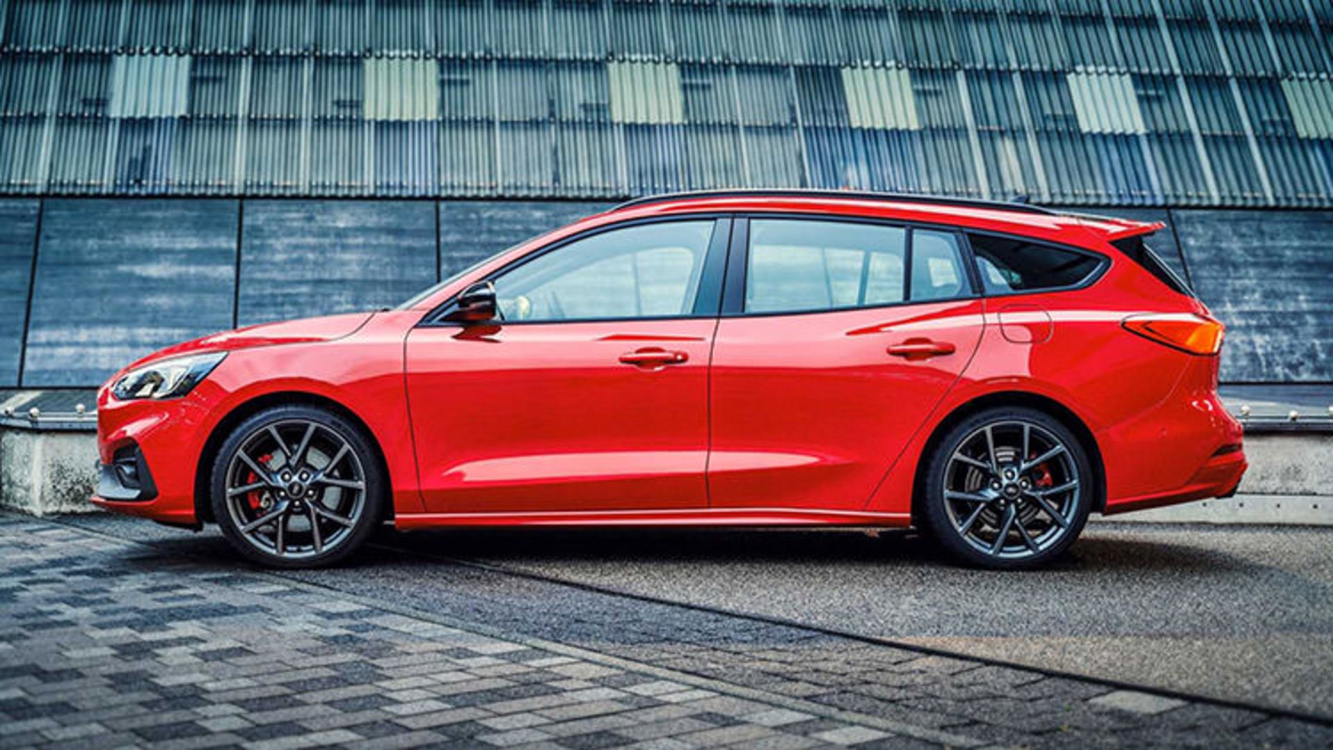 Ford Focus ST wagon / استیشن واگن فورد فوکوس