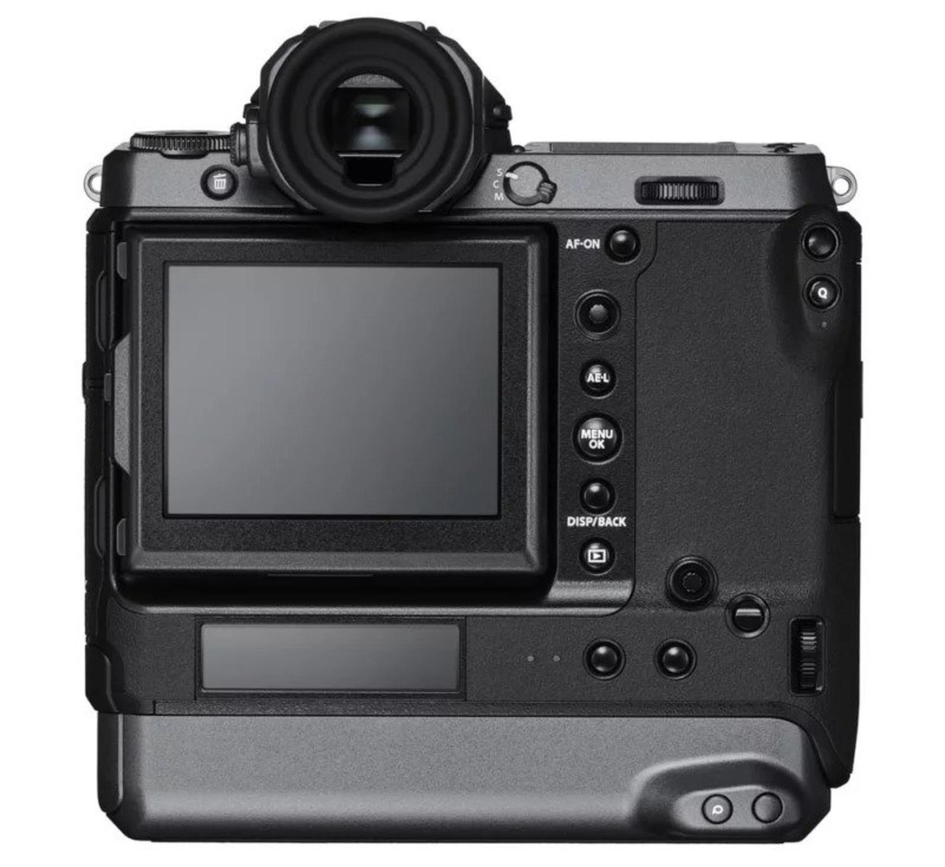 دوربین GFX100‌ فوجی فیلم
