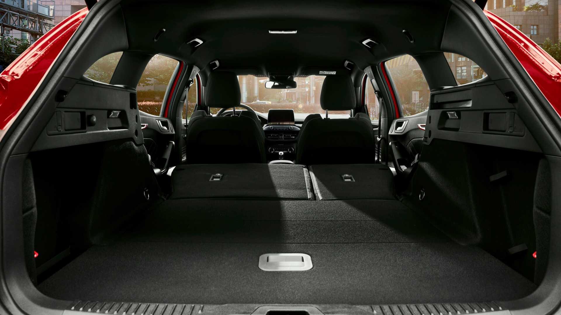 Ford Focus ST wagon / استیشن واگن فورد فوکوس