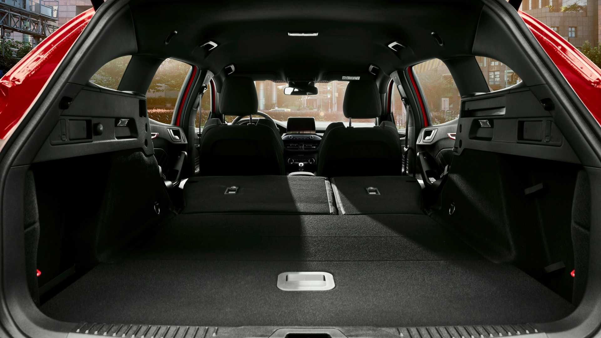 Ford Focus ST wagon / استیشن واگن فورد فوکوس