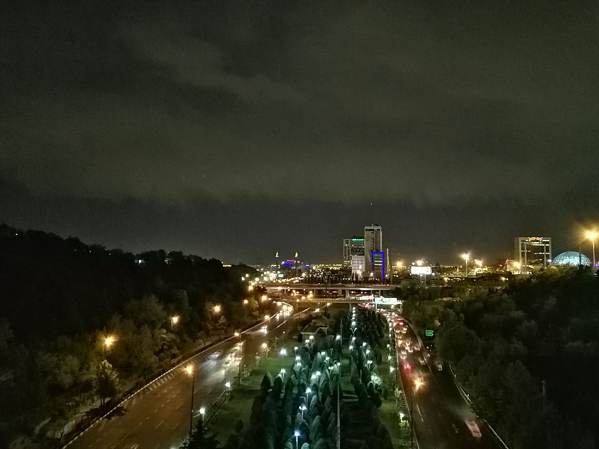 نمونه تصویر دوربین اصلی پی اسمارت ۲۰۱۹ - حالت Night