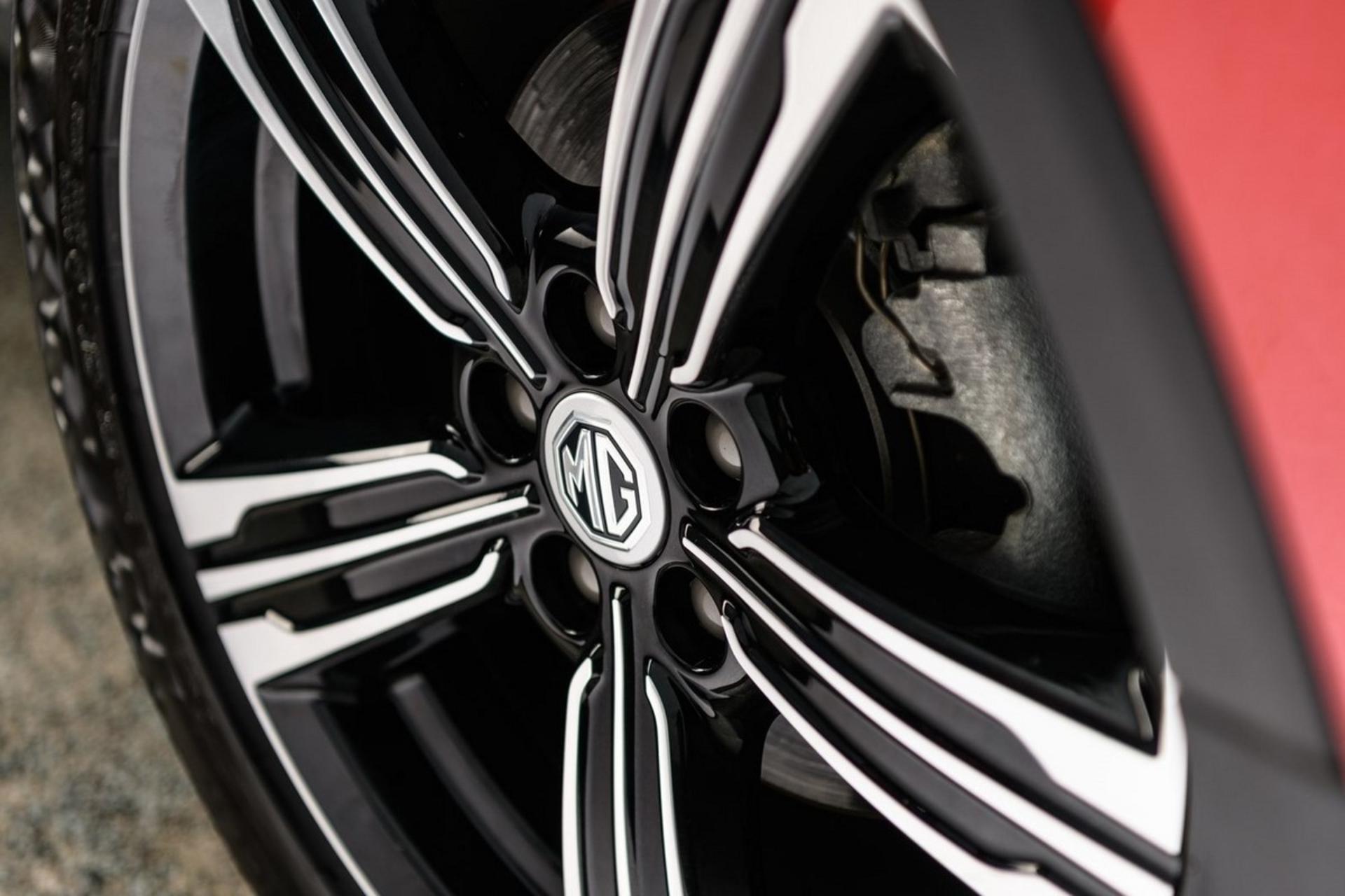 2019 MG ZS