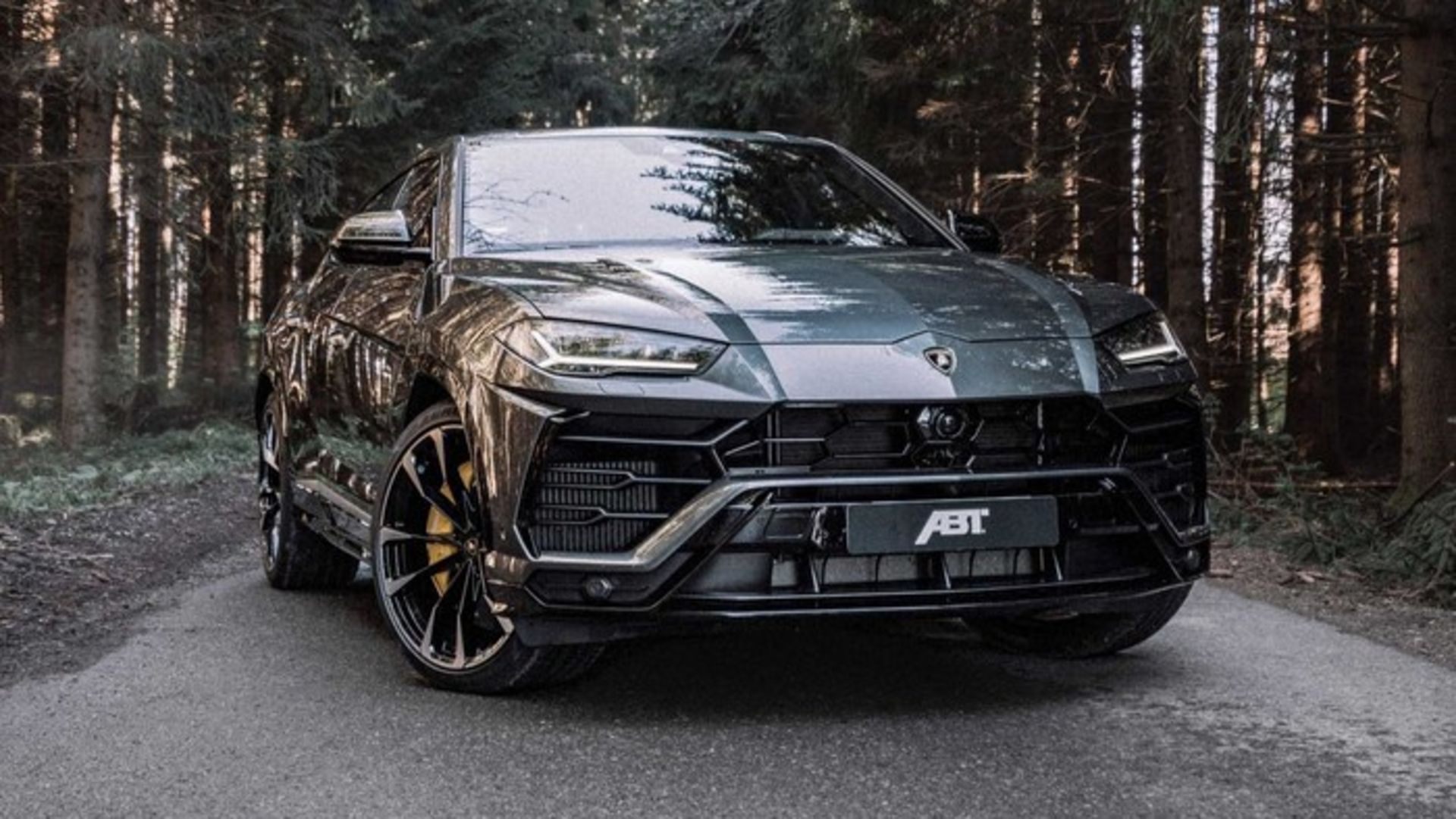 Lamborghini Urus by ABT