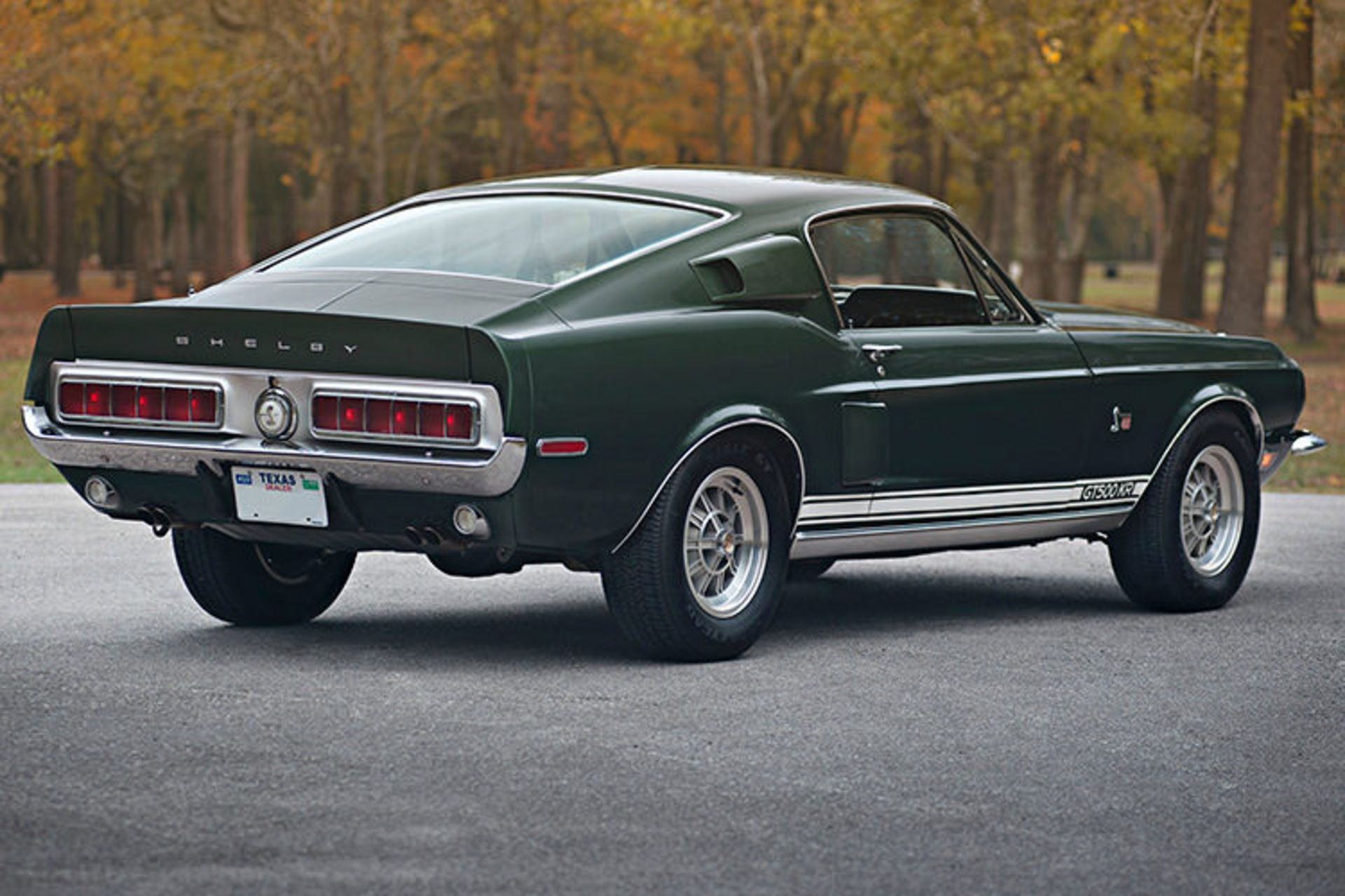 Ford Mustang / فورد موستانگ