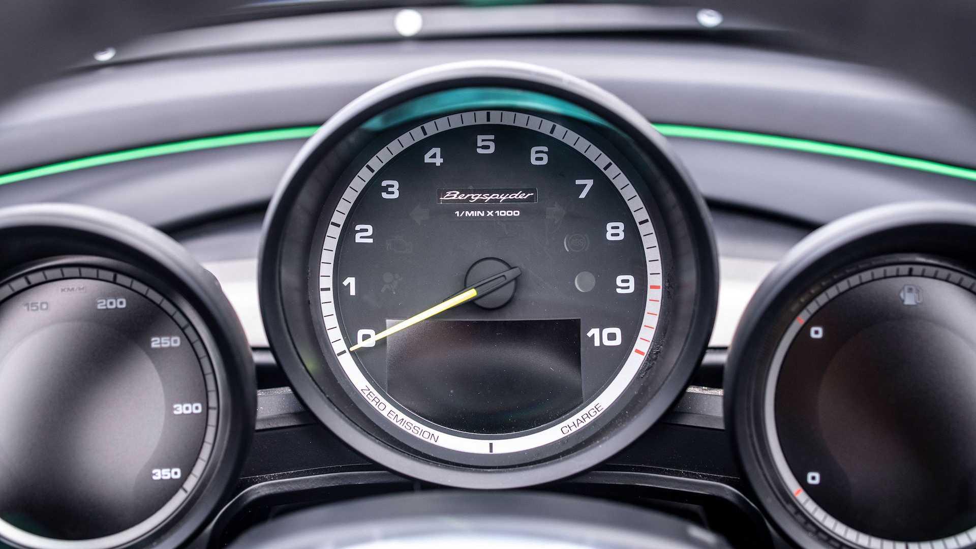 Porsche 981 Bergspyder / پورشه 981 برگ اسپایدر