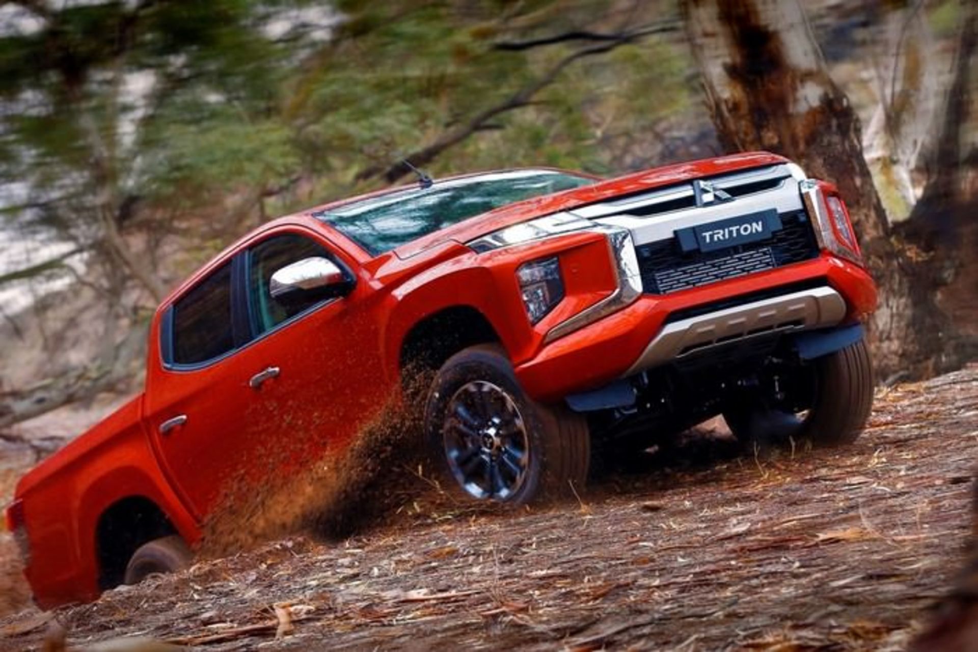 2020 Mitsubishi/triton L200
