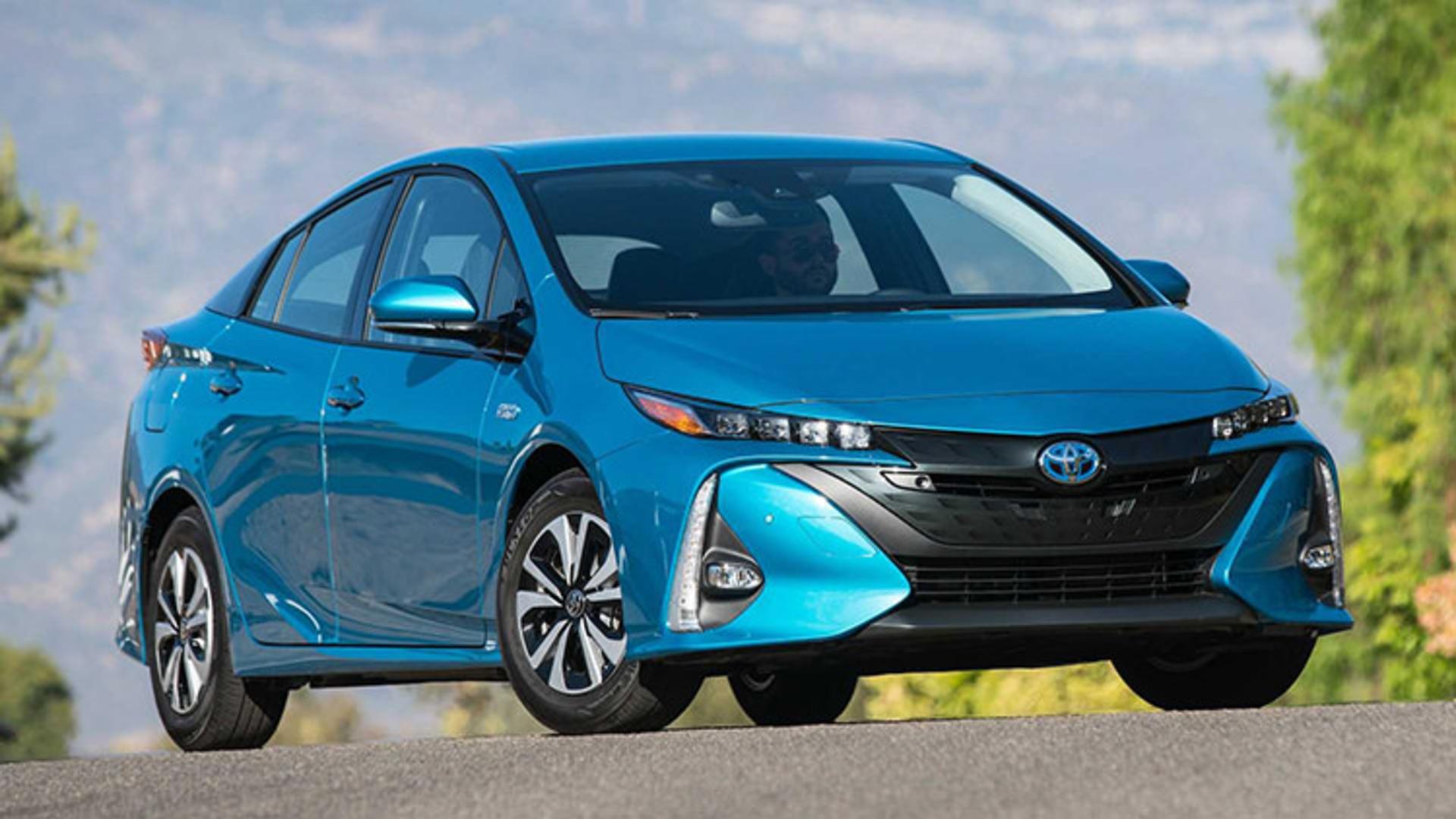 Toyota Prius Prime Plus / تویوتا پریوس پرایم پلاس