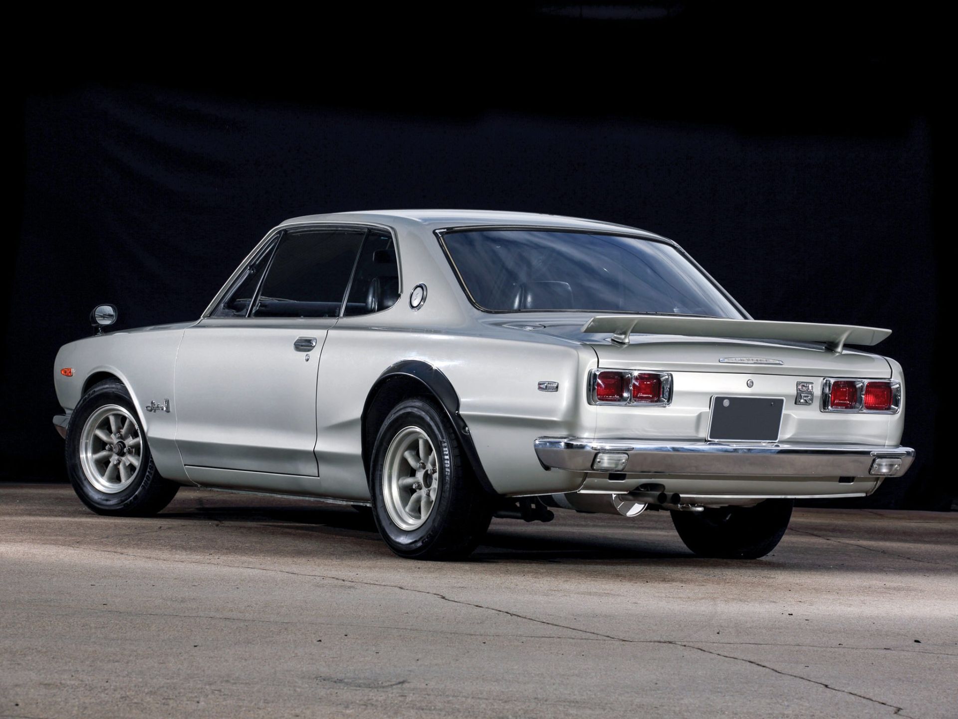 Nissan GT-R