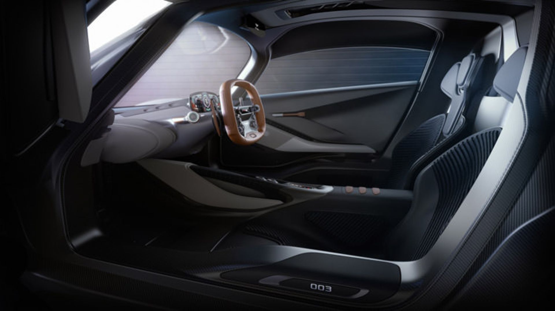 آستون مارتین والهالا