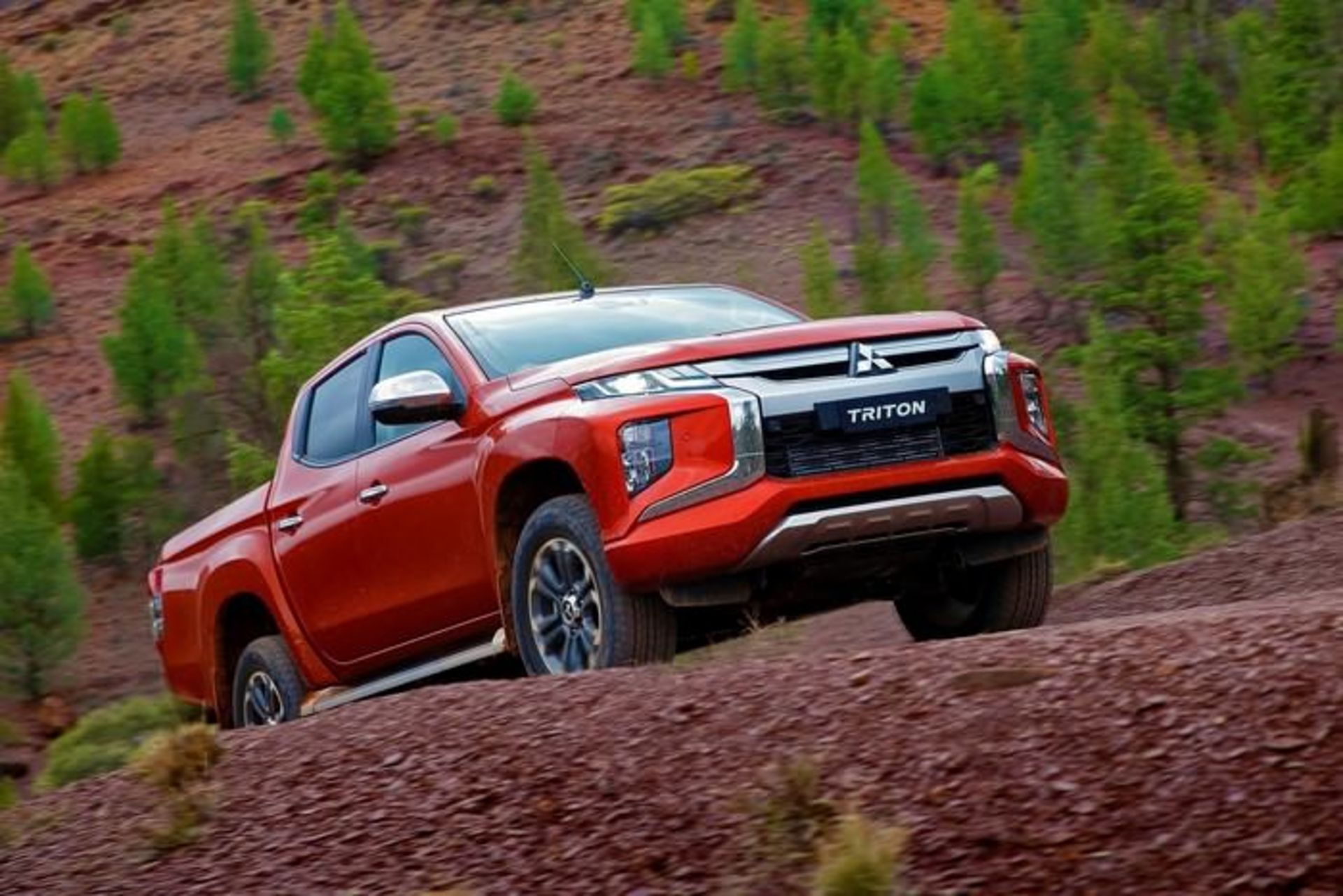 2020 Mitsubishi/triton L200