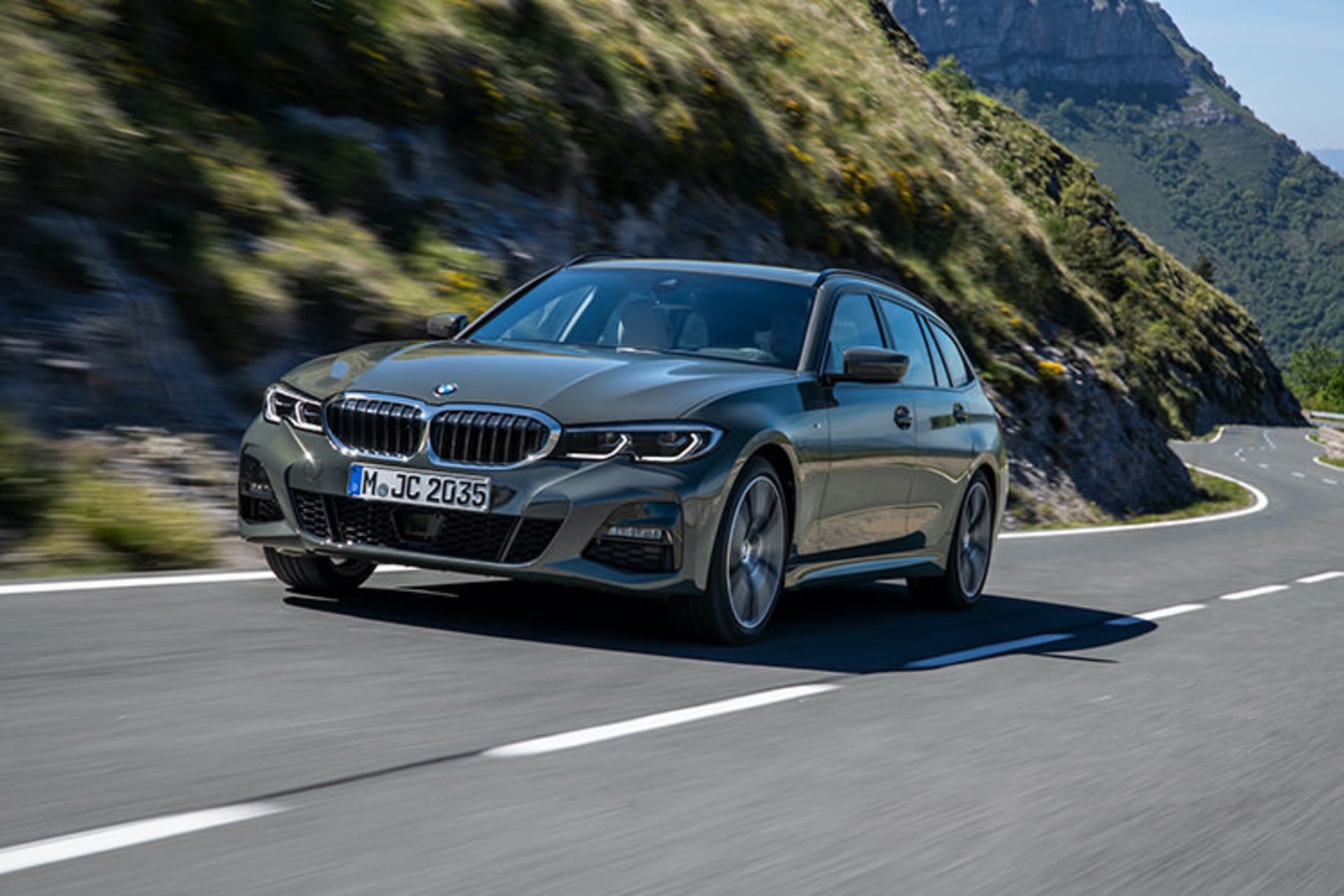 2020 BMW 3 Series Touring / بی ام و سری 3 تورینگ استیشن واگن