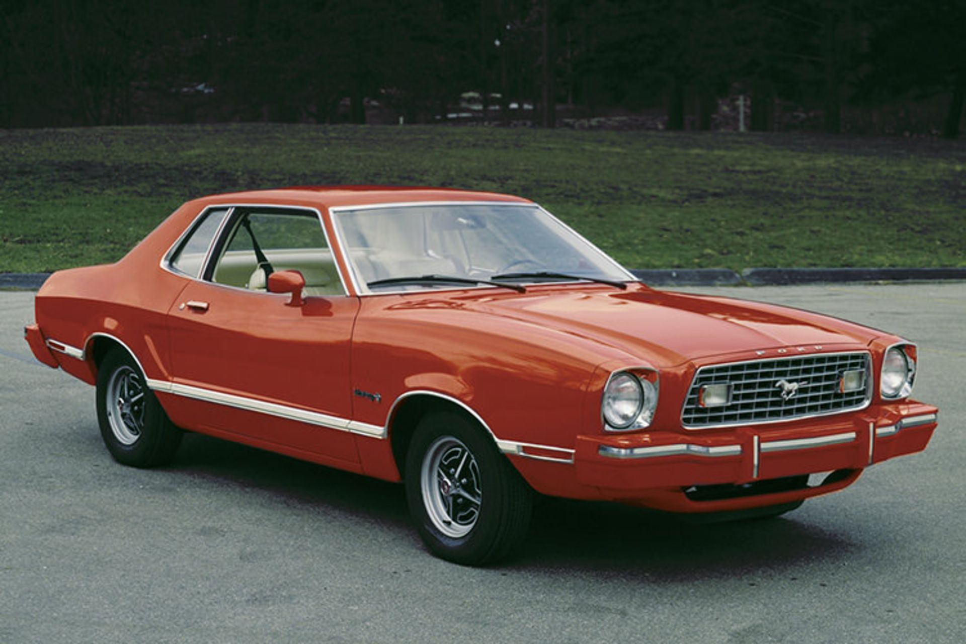 Ford Mustang / فورد موستانگ