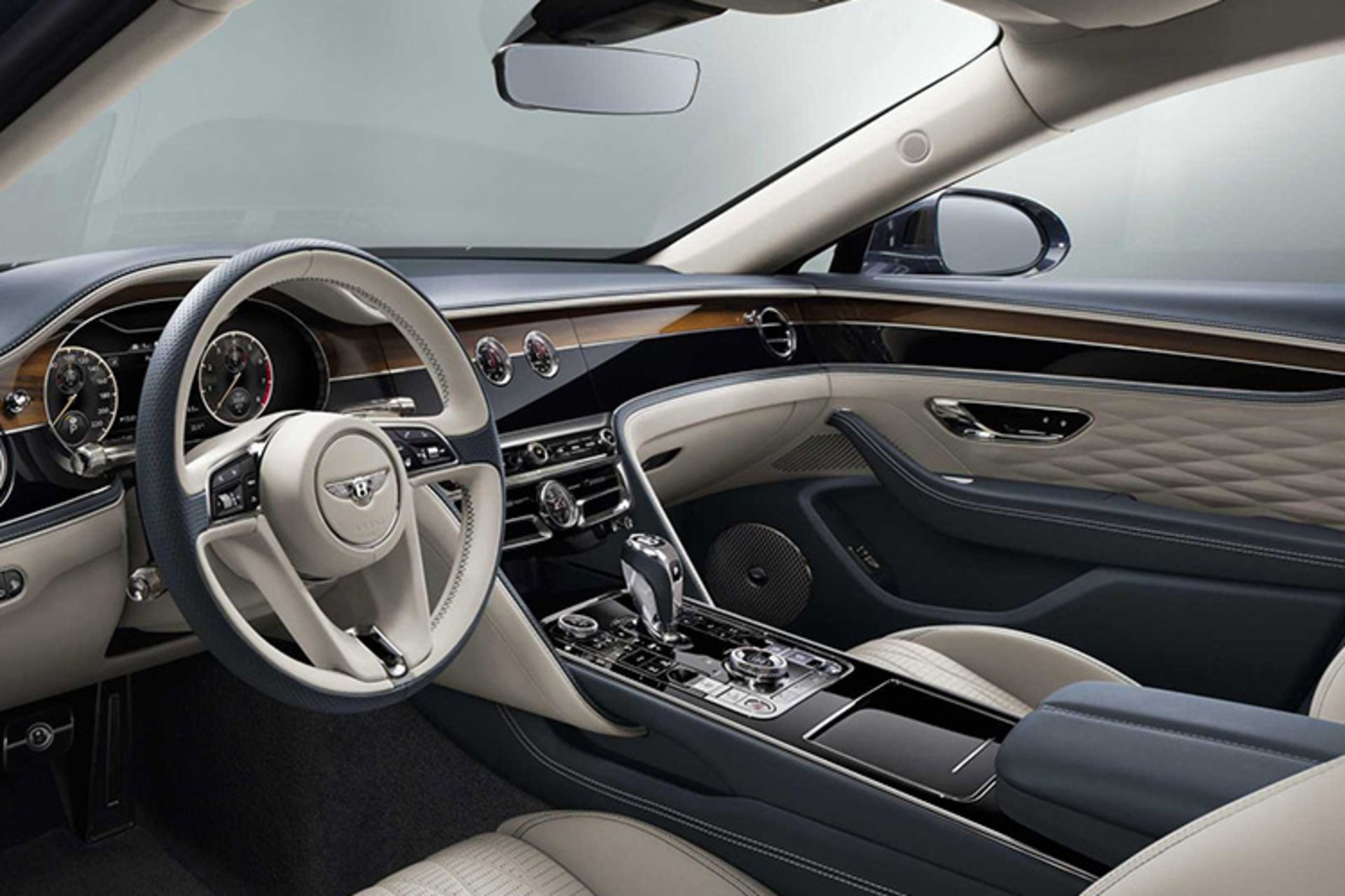 بنتلی Flying Spur