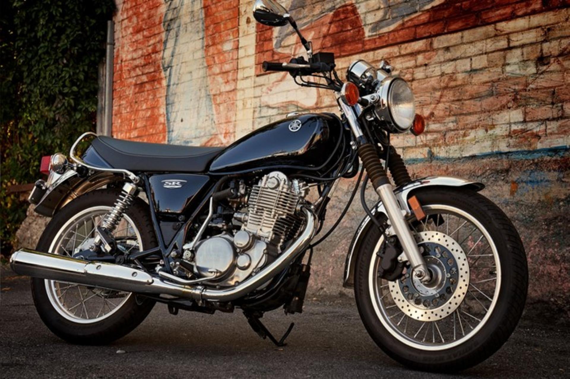 Yamaha SR400