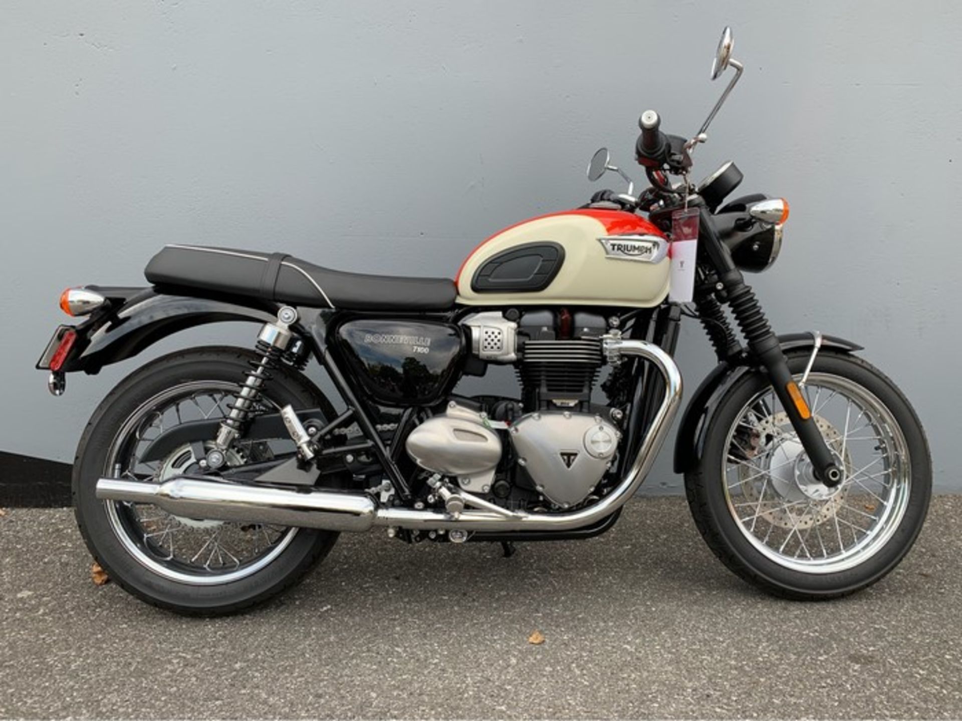 Triumph Bonneville T100