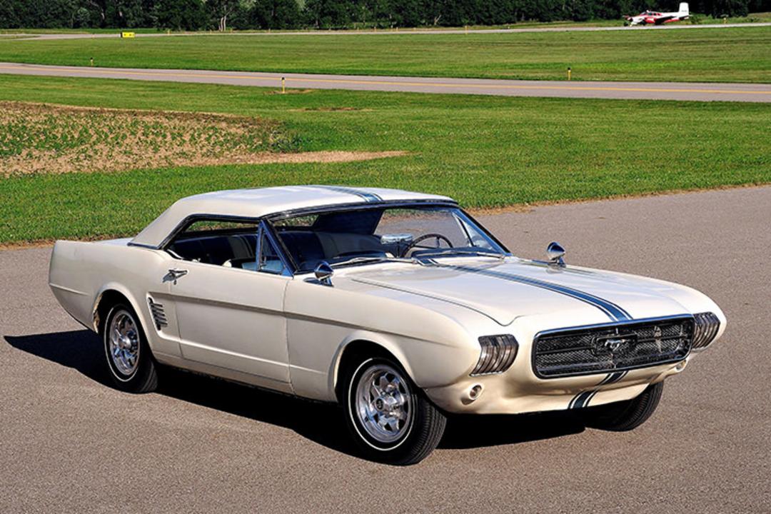 Ford Mustang / فورد موستانگ