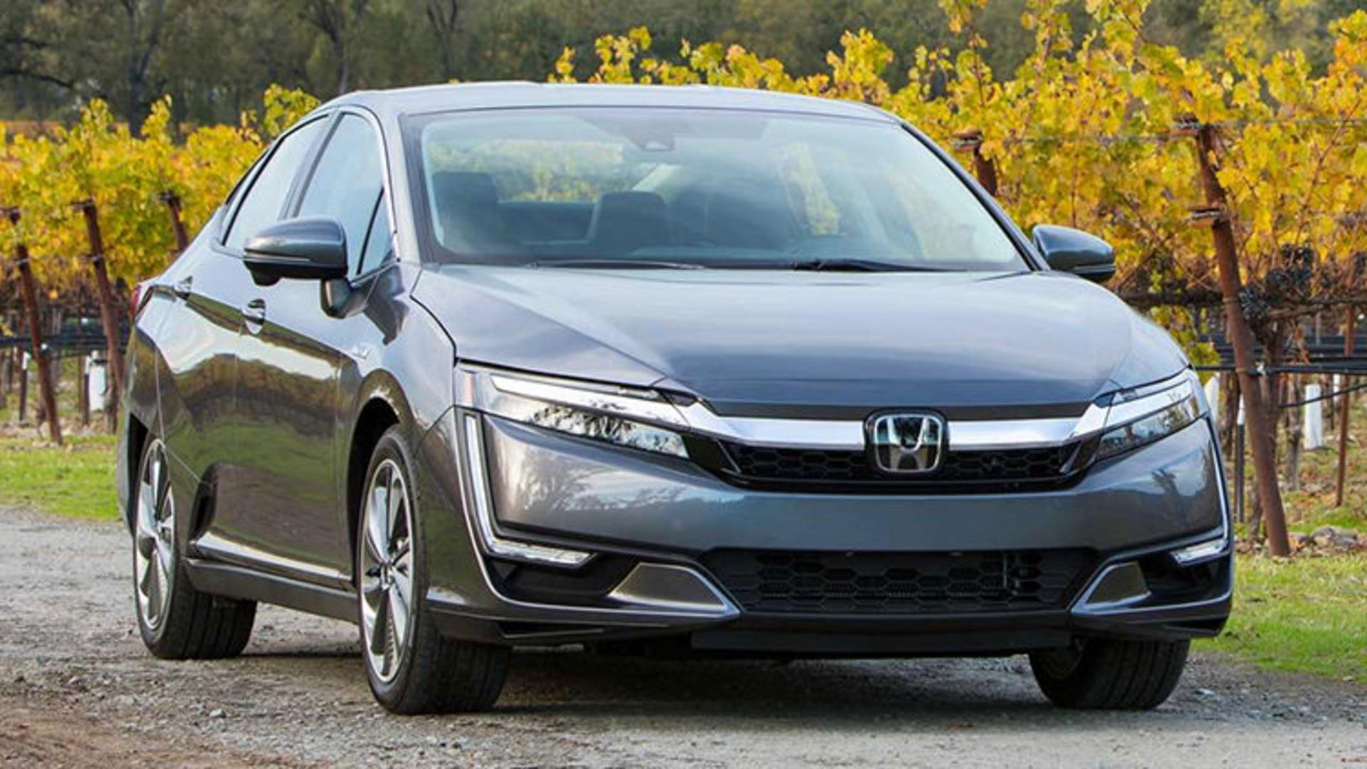 Honda Clarity Plug-In Hybrid / هوندا کلاریتی پلاگین هیبرید