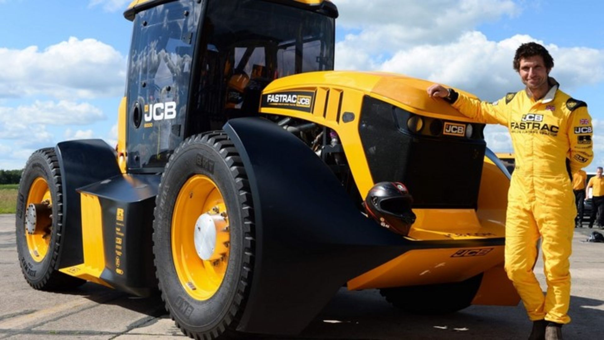 jcb world record tractor