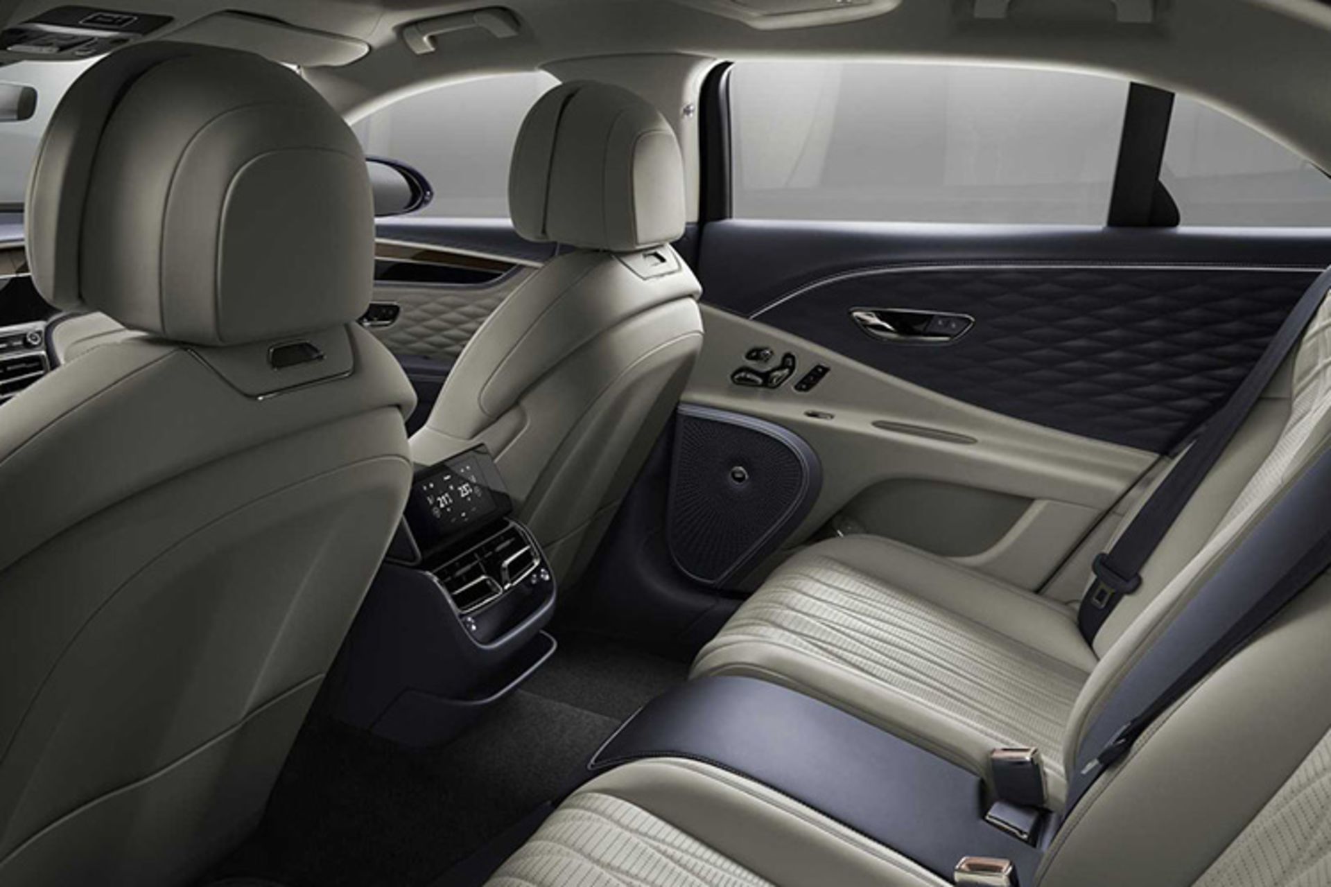 بنتلی Flying Spur