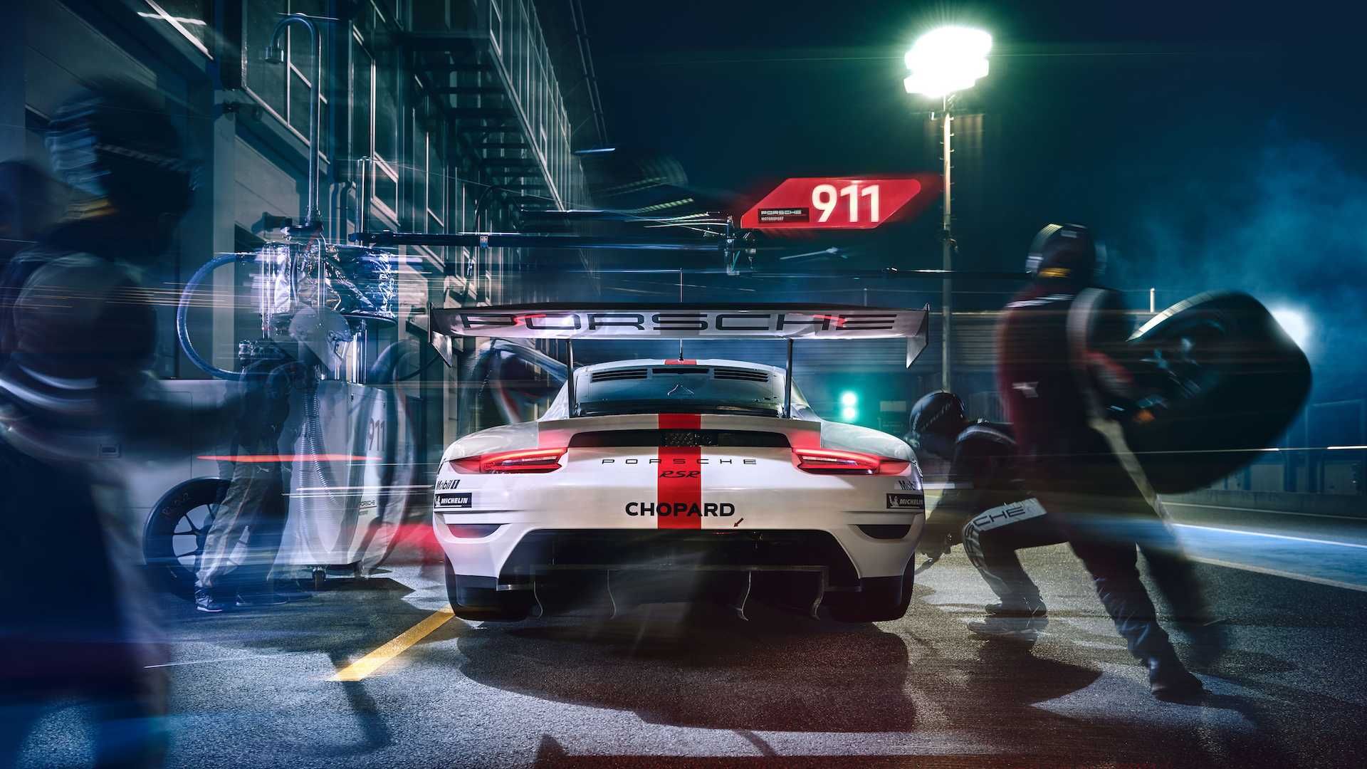 Porsche 911 RSR