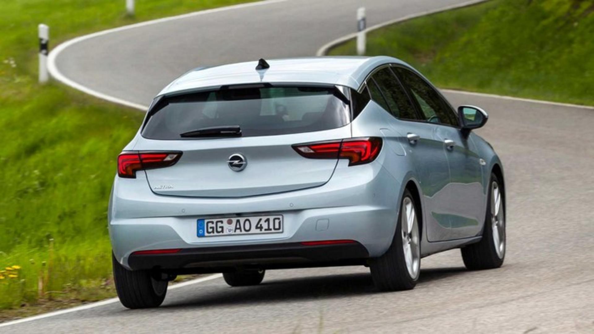 2020 opel astra