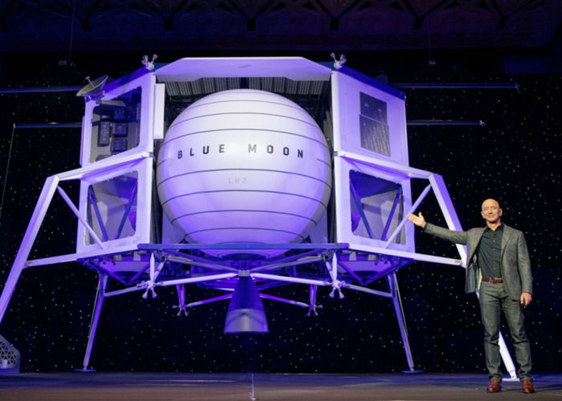 سطح نشین بلومون