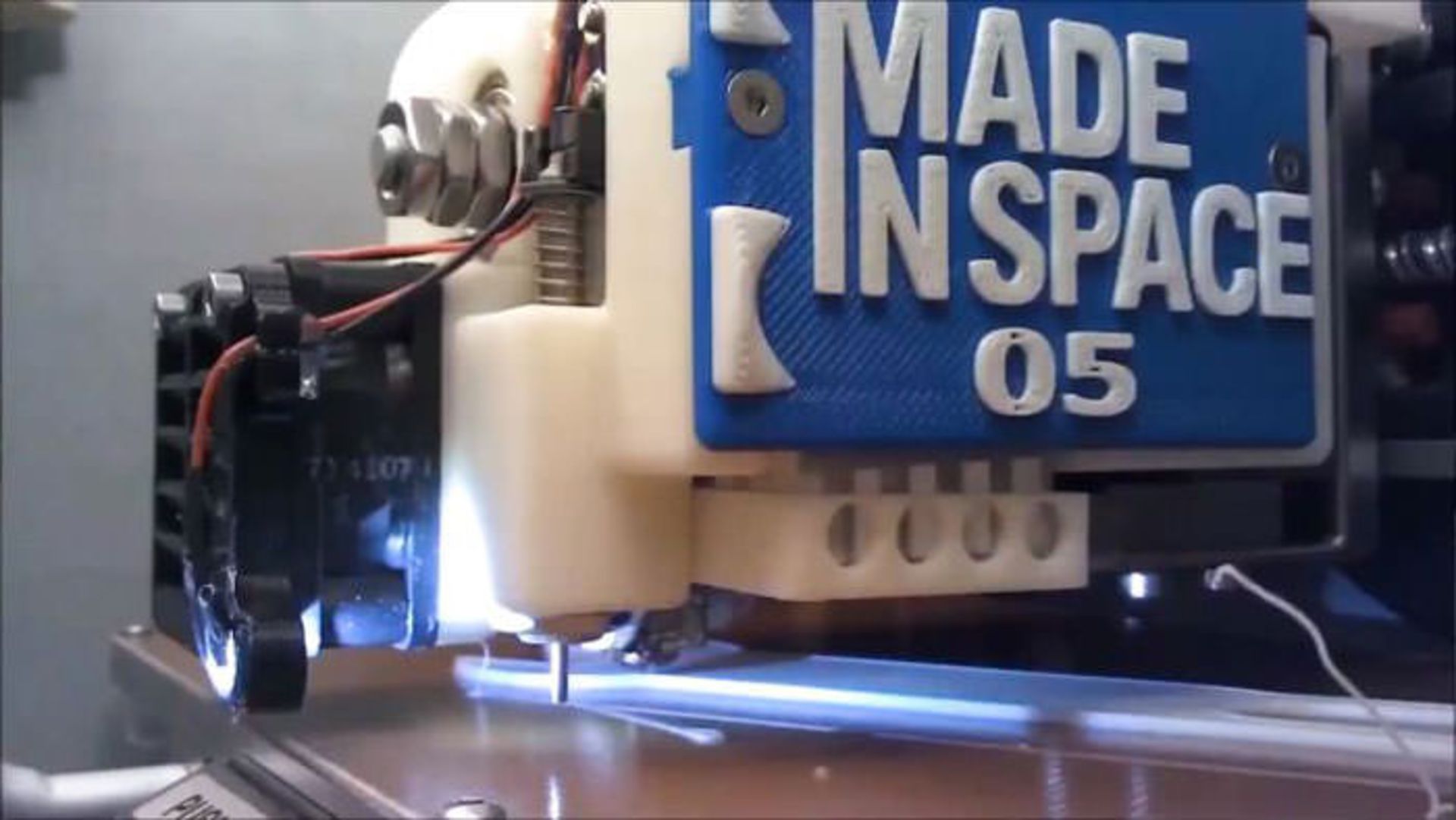 space factory /  صنایع فضایی