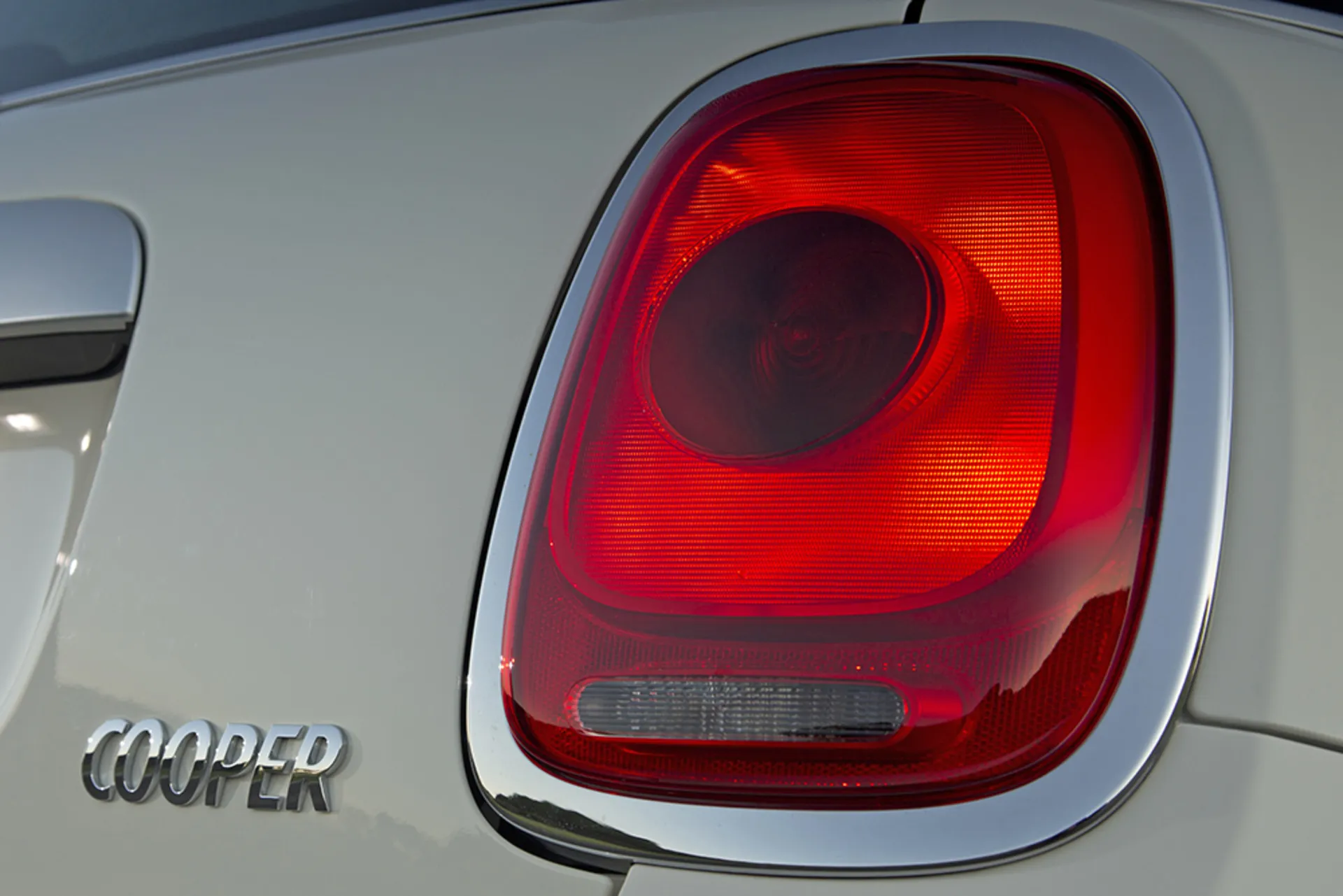 Mini cooper  مینی پرشیا خودرو