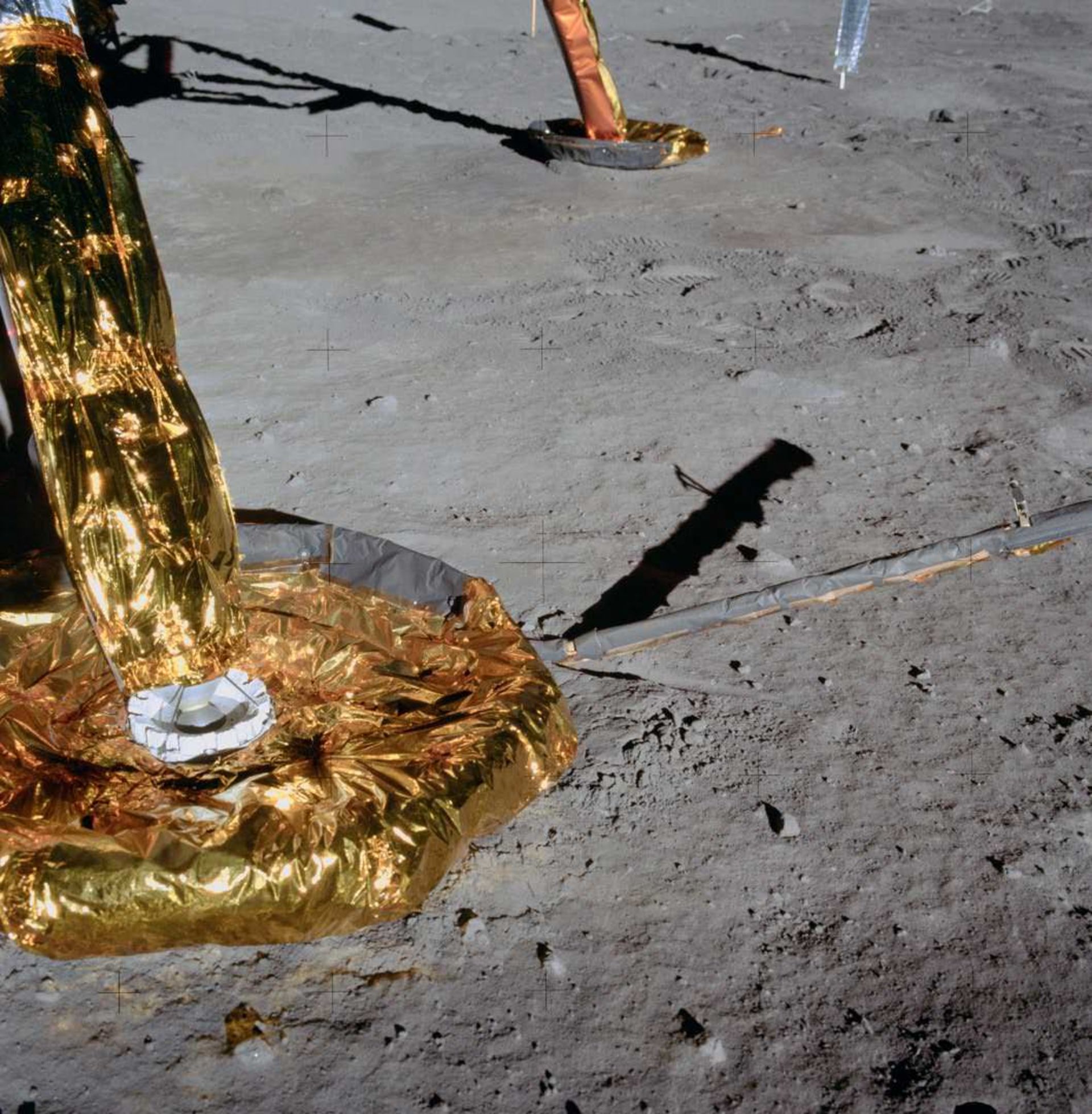 Apollo 11 / آپولو 11