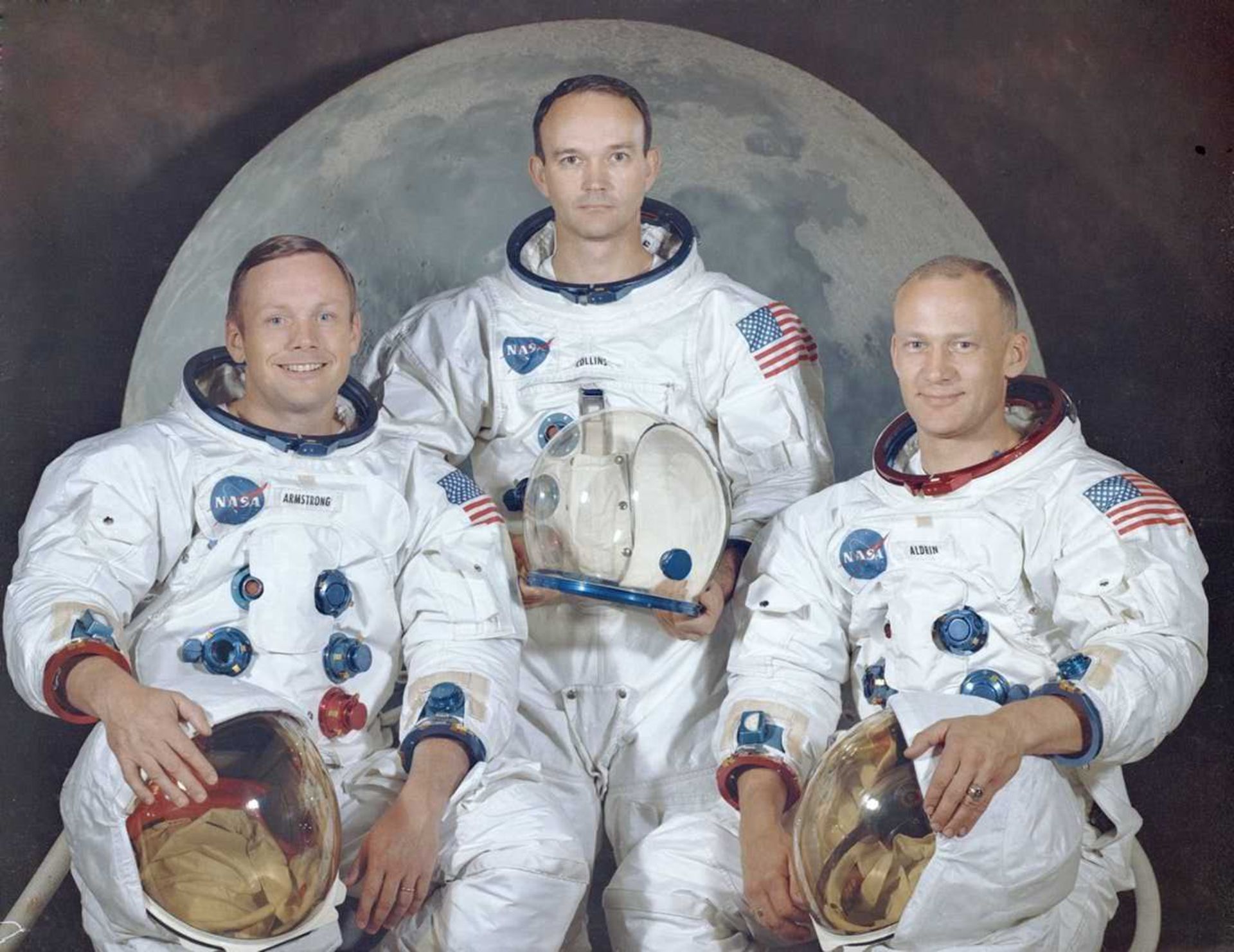 مرجع متخصصين ايران Apollo 11 / آپولو 11
