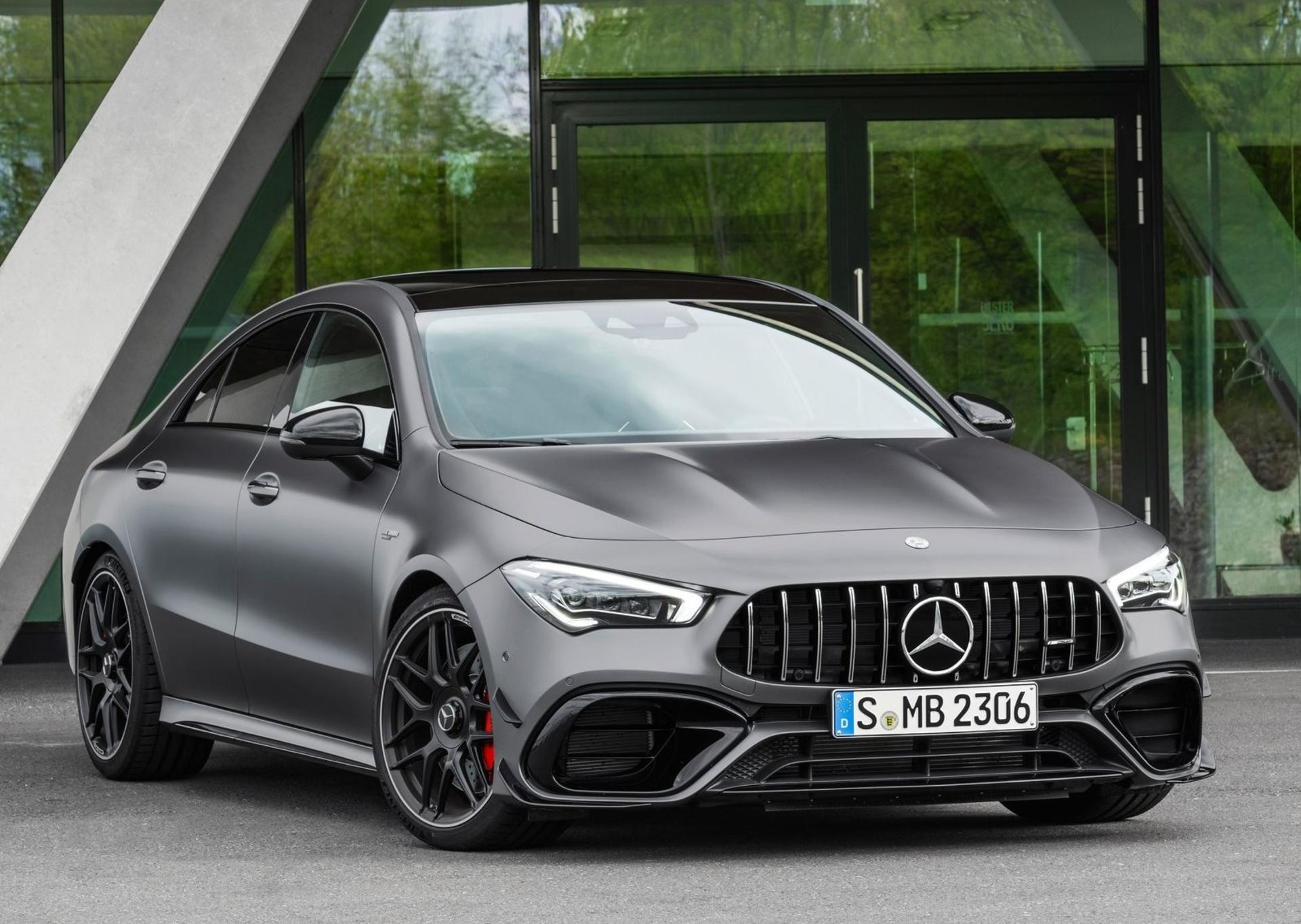 Mercedes-Benz CLA 45 S AMG