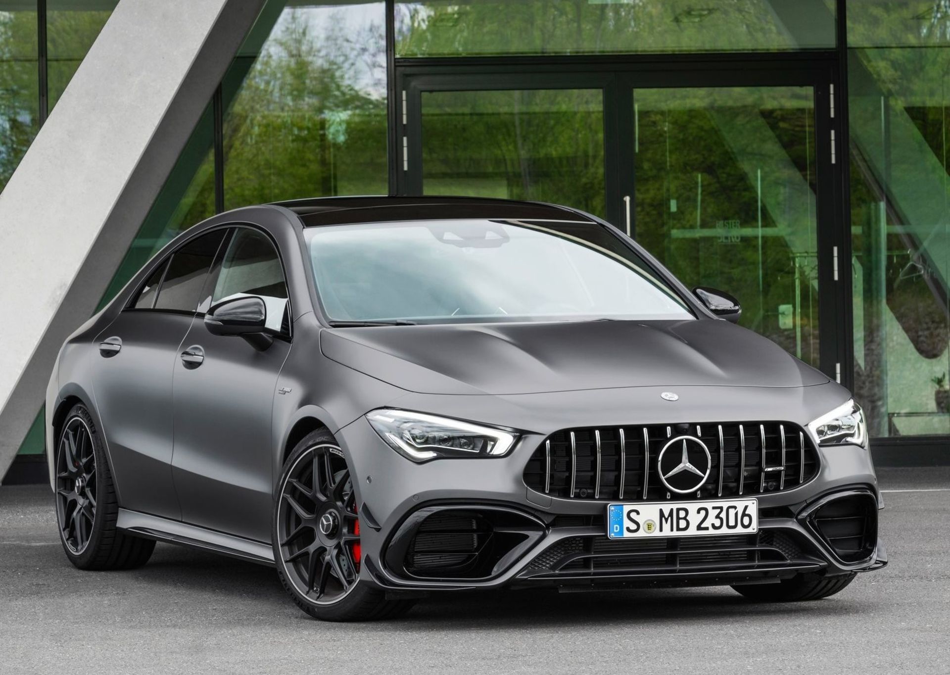 Mercedes-Benz CLA 45 S AMG