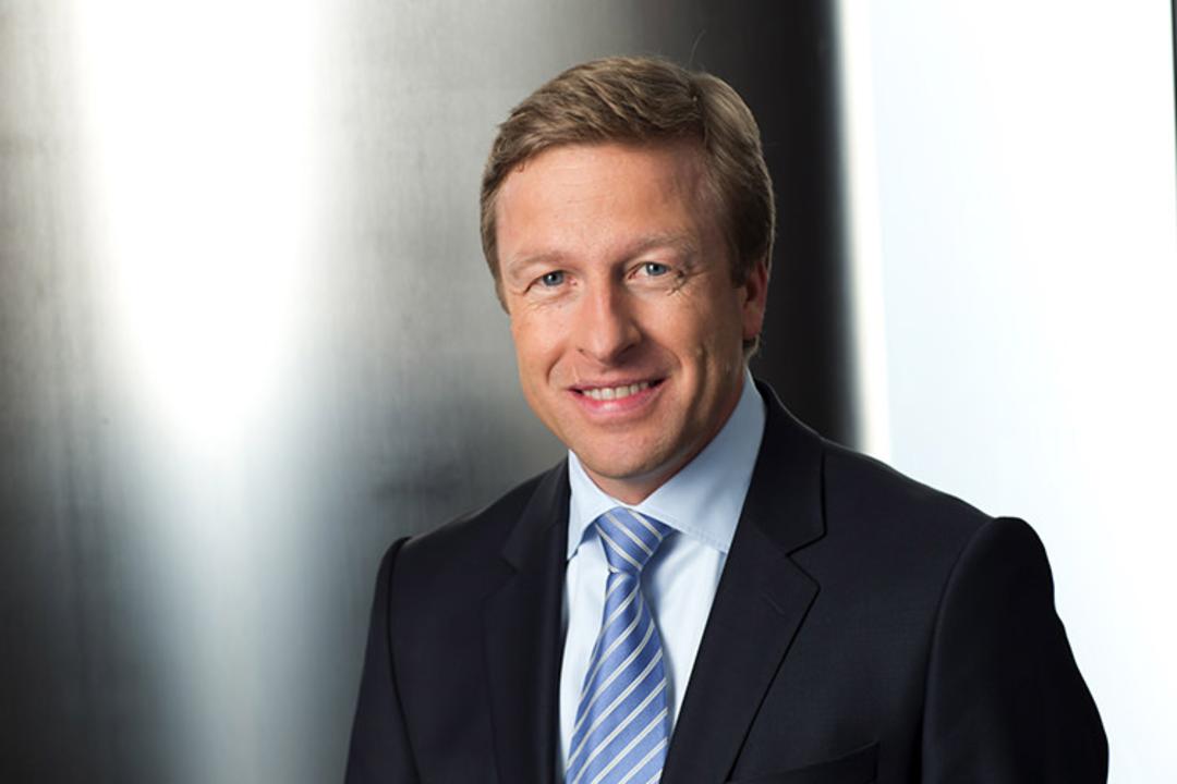 Oliver Zipse bmw / الیور زیپس بی ام و