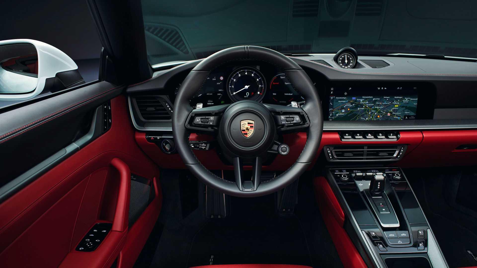 2020 Porsche 911 Carrera / پورشه 911 کاررا