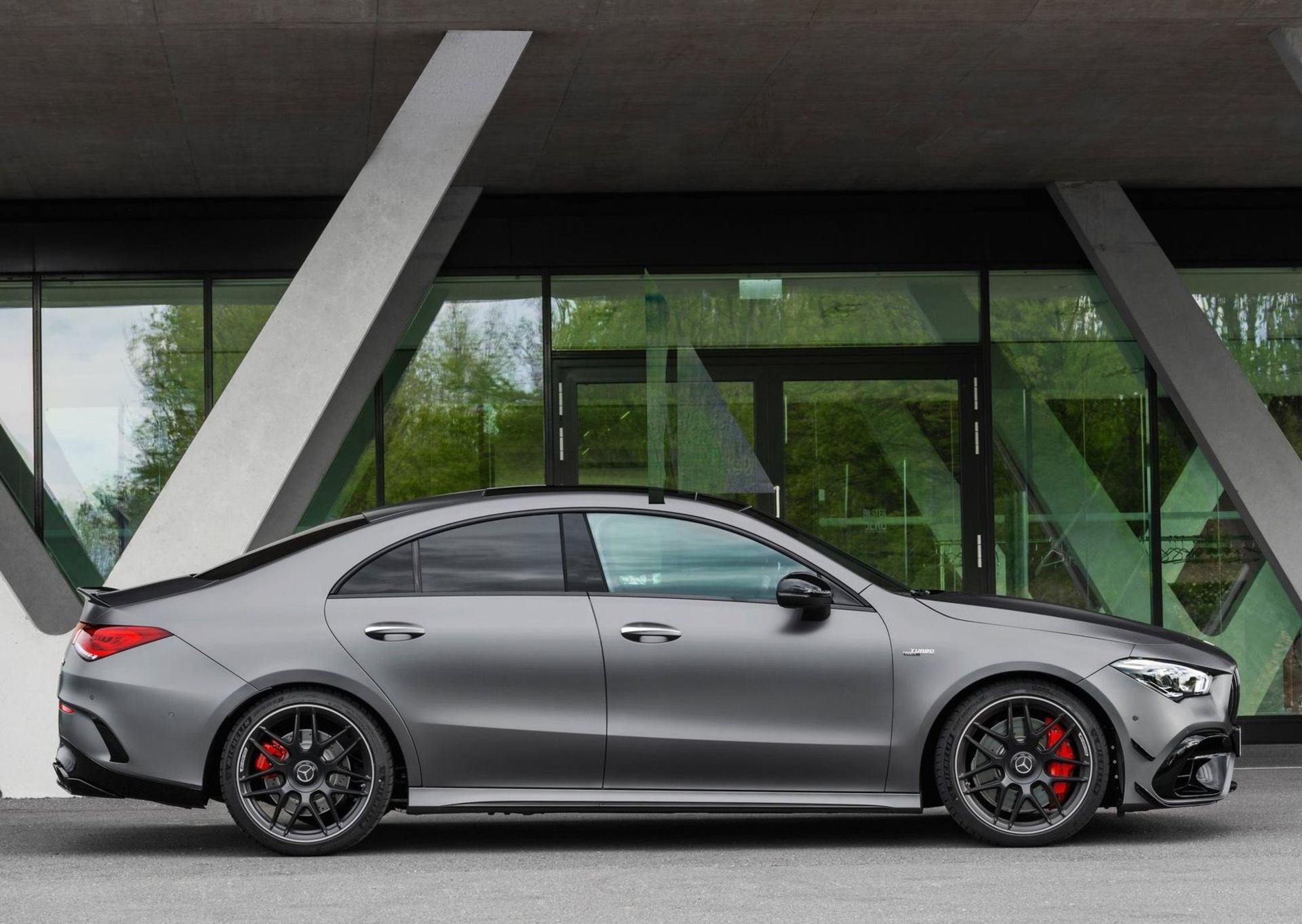 Mercedes-Benz CLA 45 S AMG