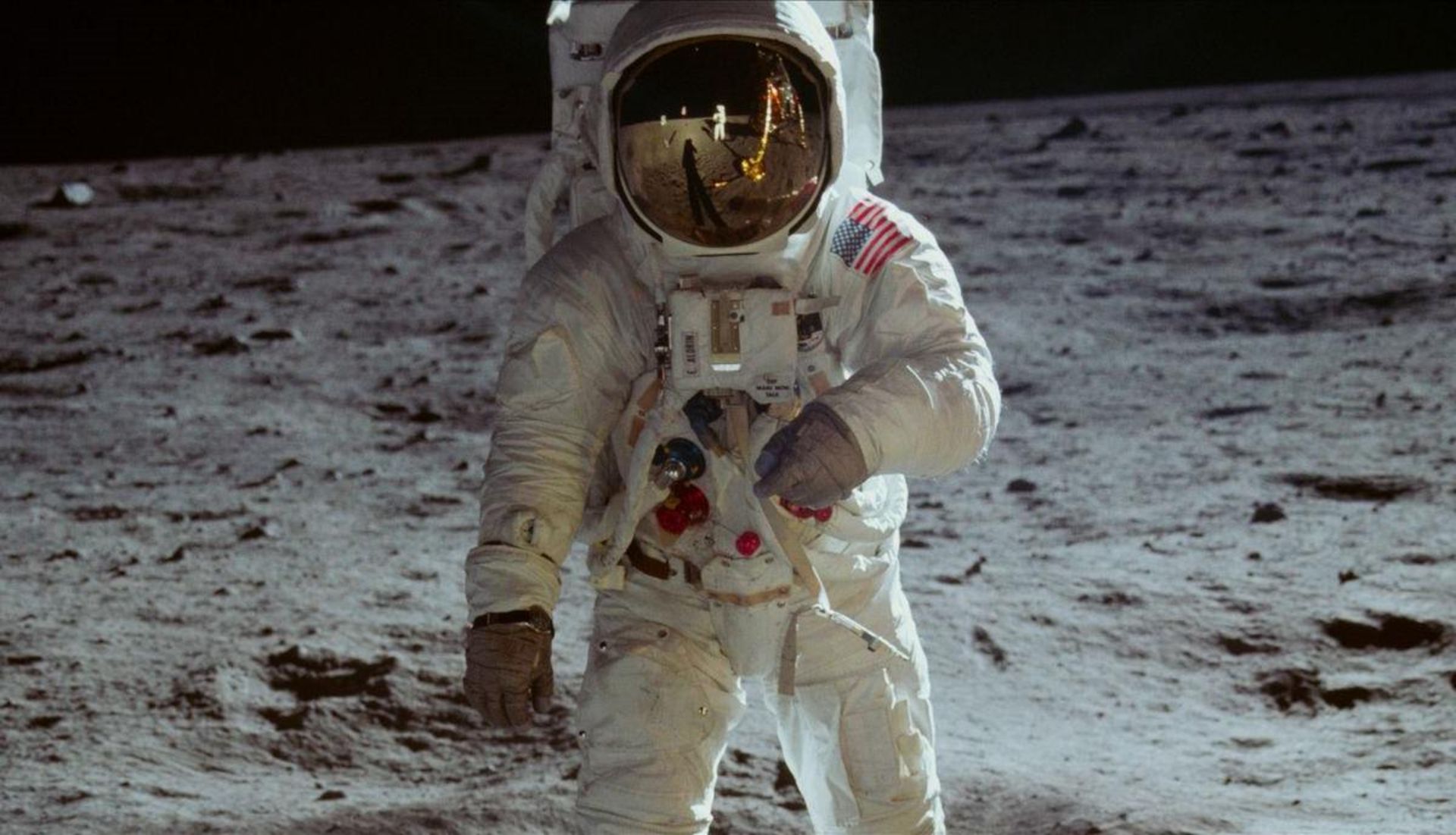 Apollo 11 / آپولو 11
