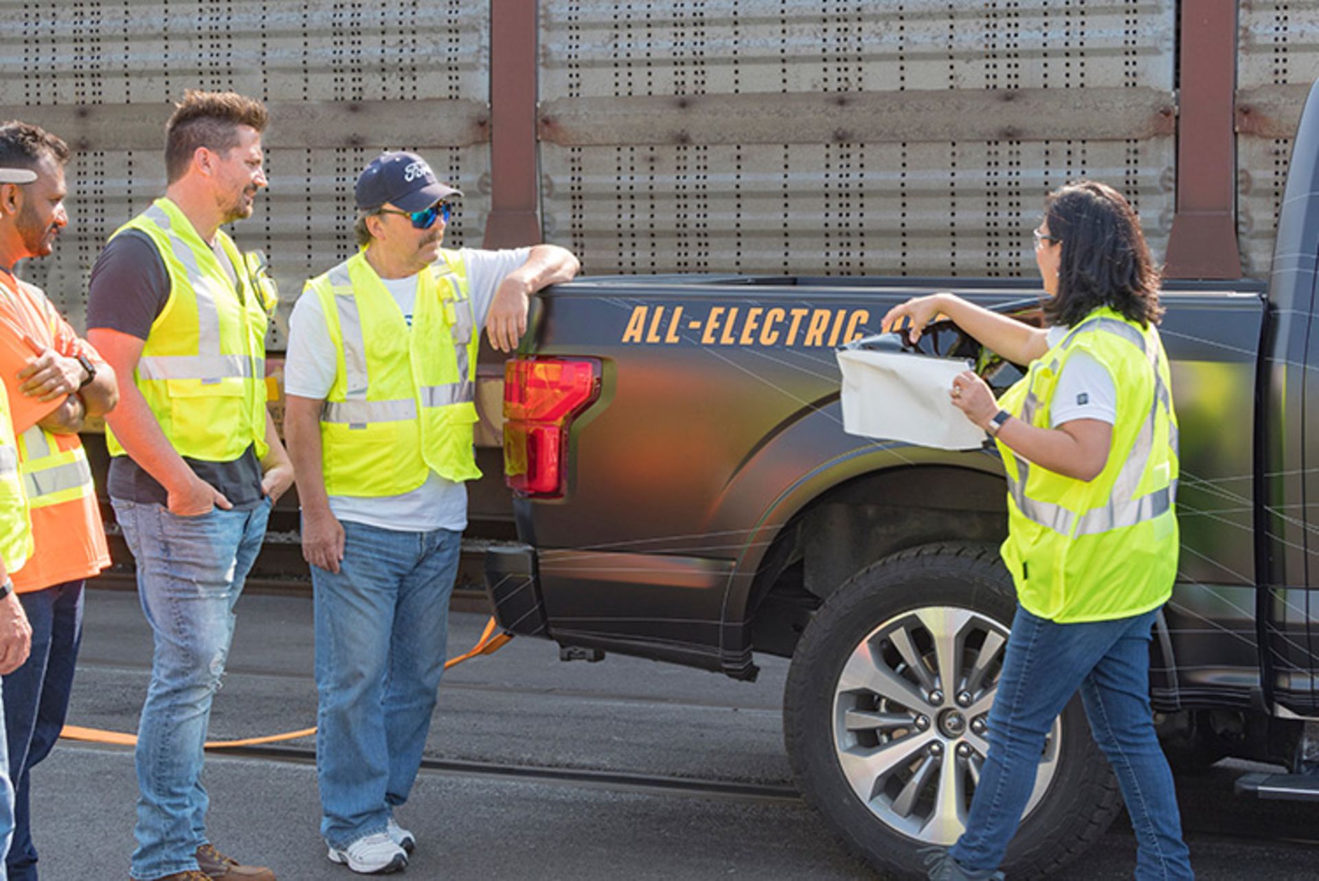وانت فورد F-150 الکتریکی