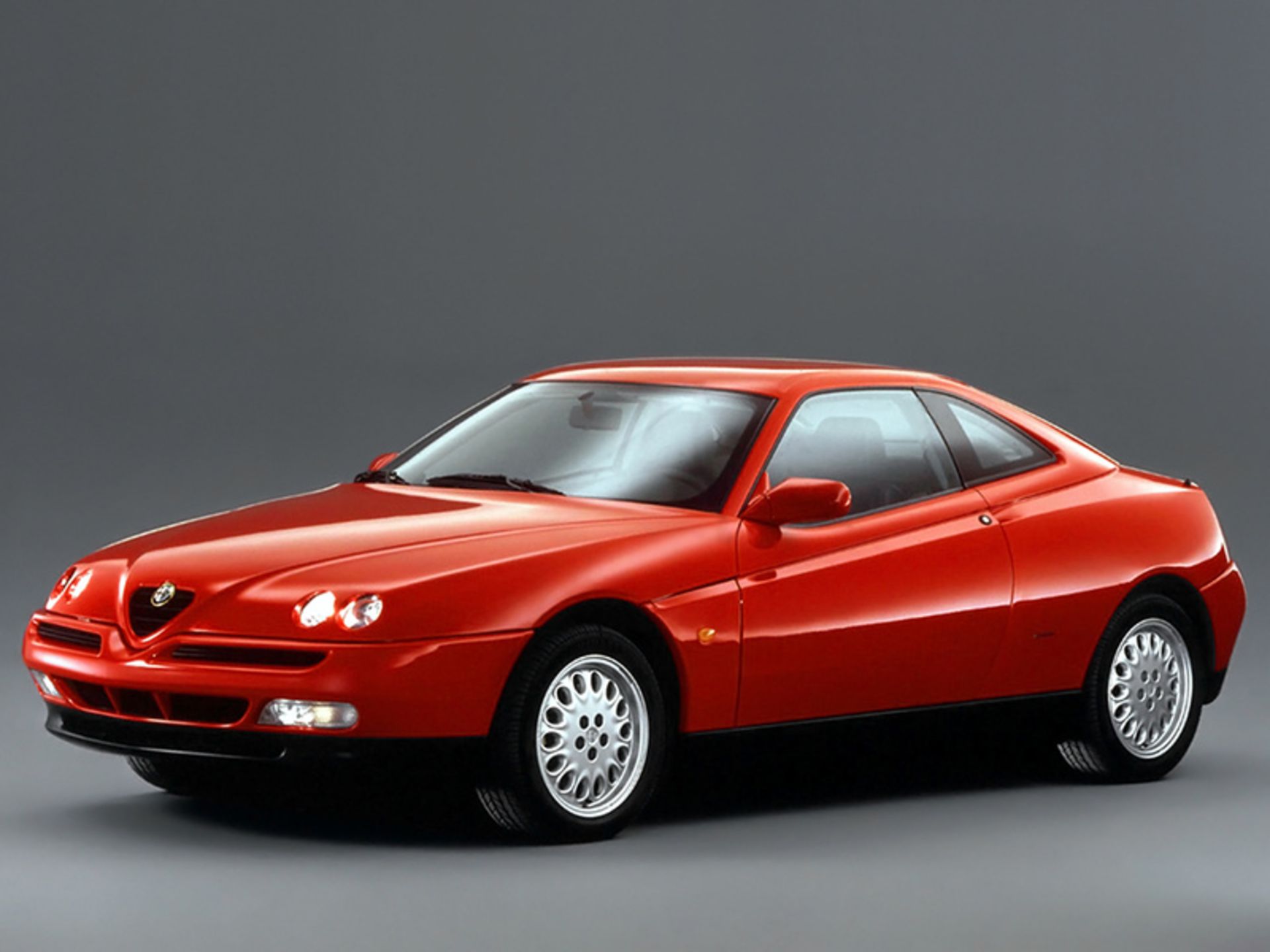 مرجع متخصصين ايران Alfa Romeo GTV