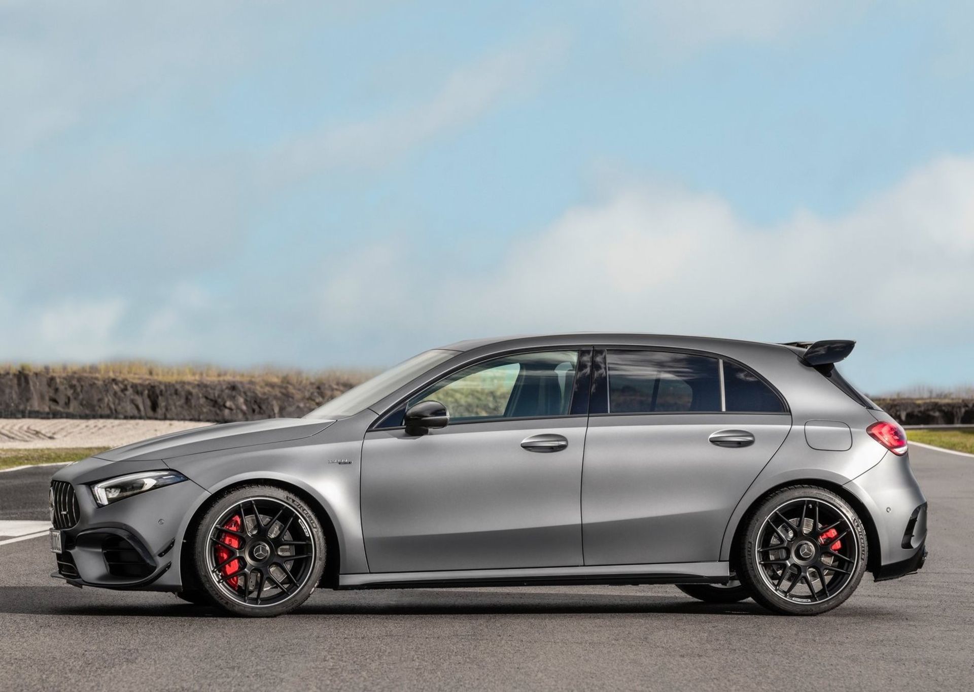 Mercedes-Benz CLA 45 S AMG